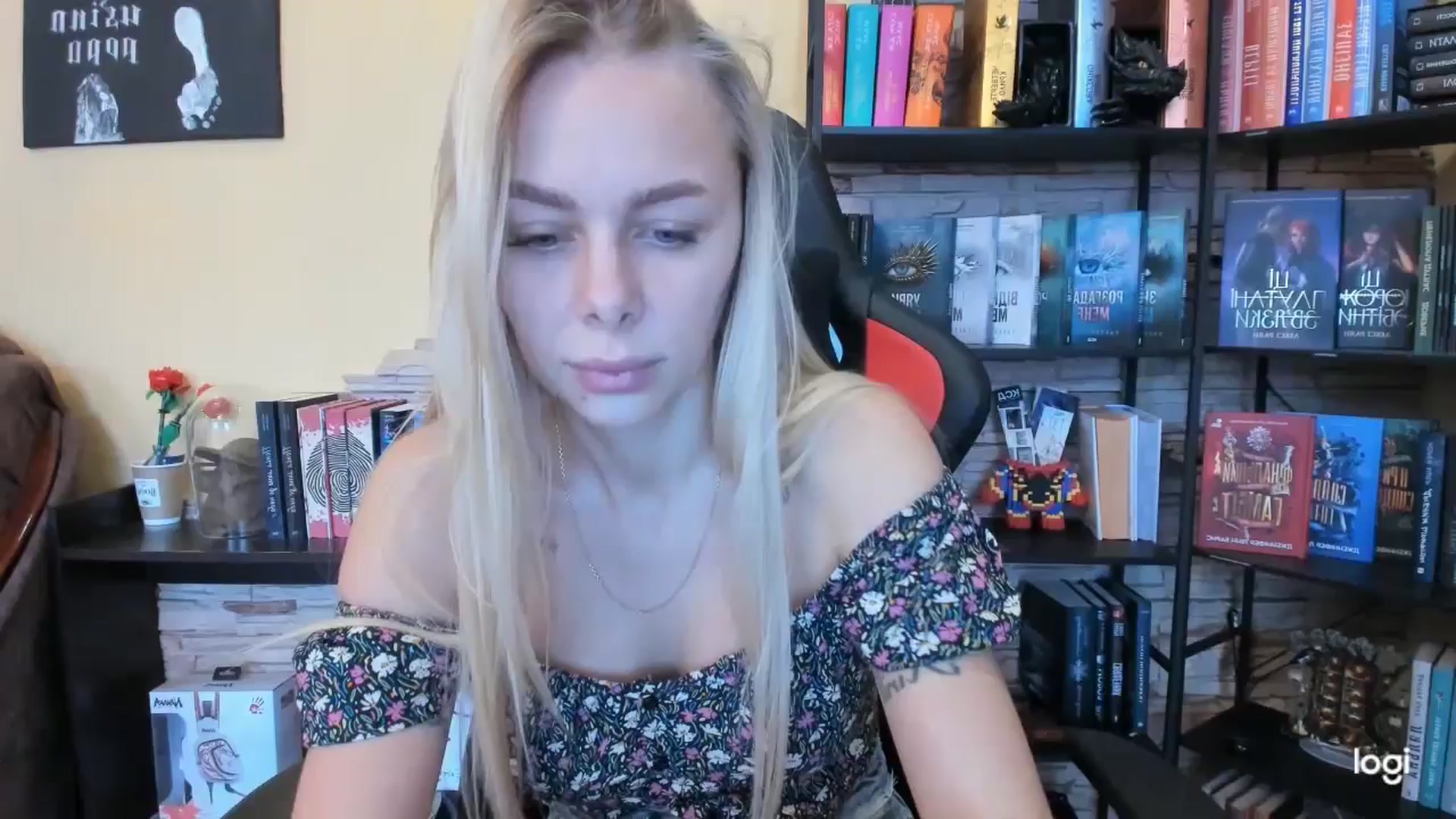 Gallery image thumbnail from YourPupsik's myfreecams stream on, 12/07/2025, 11:44 image 16 of 20