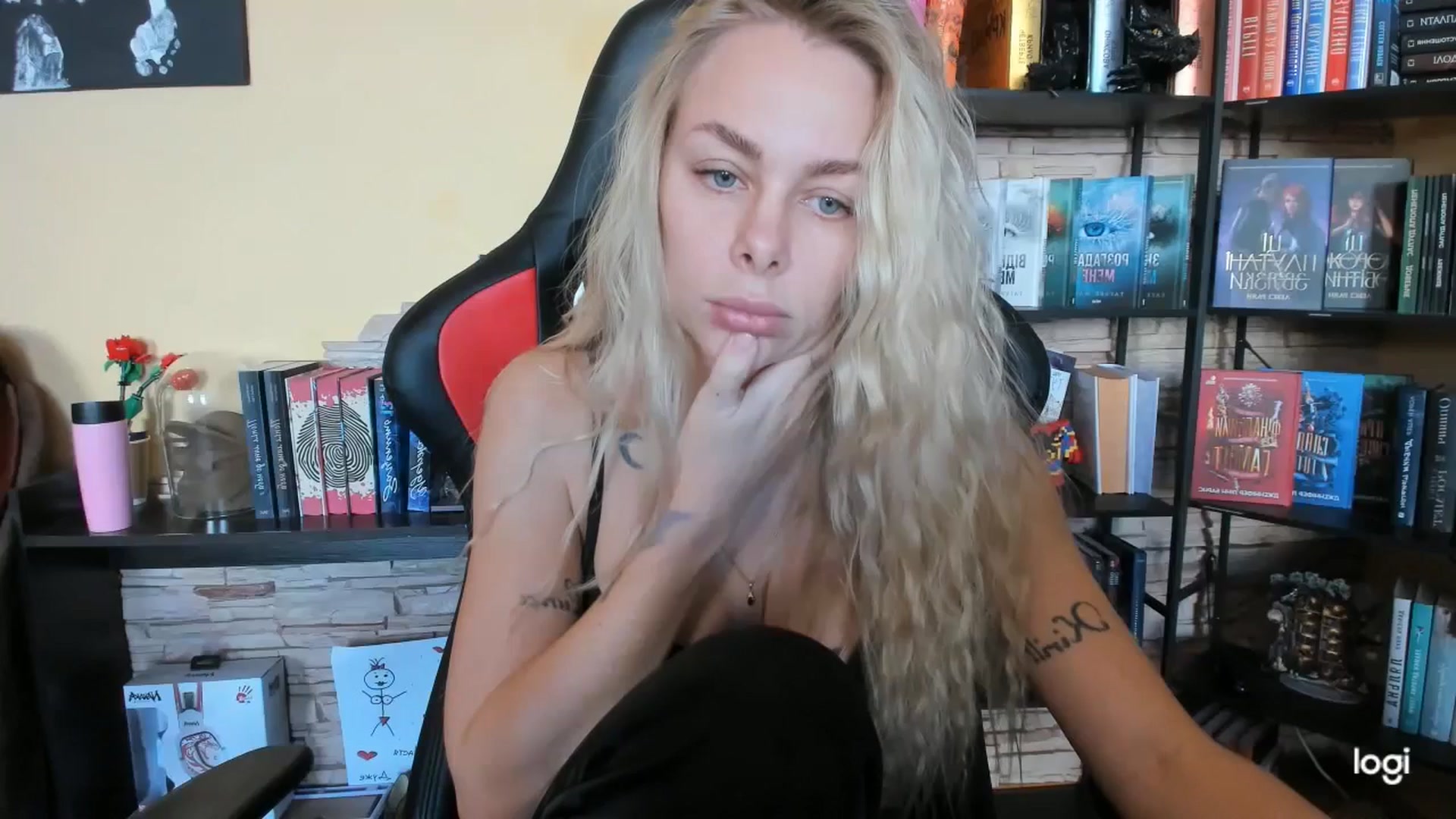 Gallery image thumbnail from YourPupsik's myfreecams stream on, 12/11/2025, 10:04 image 11 of 20