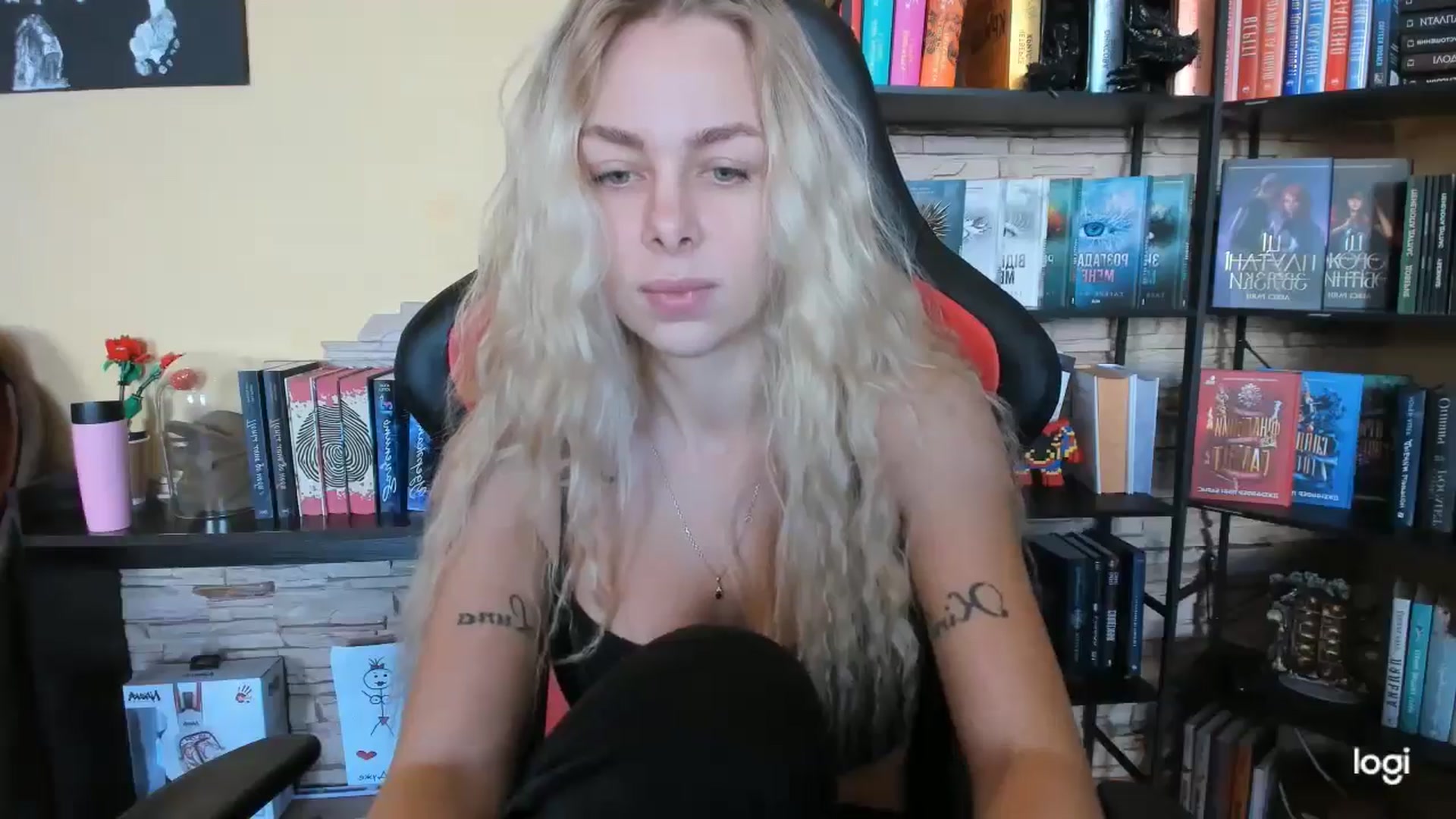 Gallery image thumbnail from YourPupsik's myfreecams stream on, 12/11/2025, 10:04 image 6 of 20