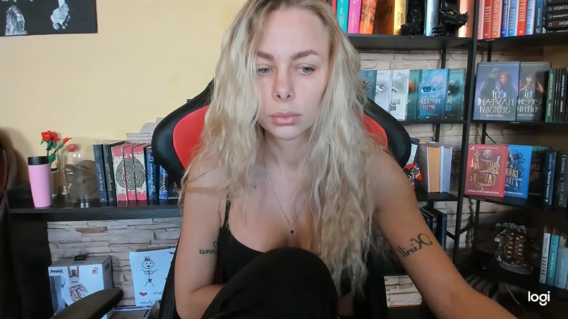 Gallery image thumbnail from YourPupsik's myfreecams stream on, 12/11/2025, 10:04 image 10 of 20