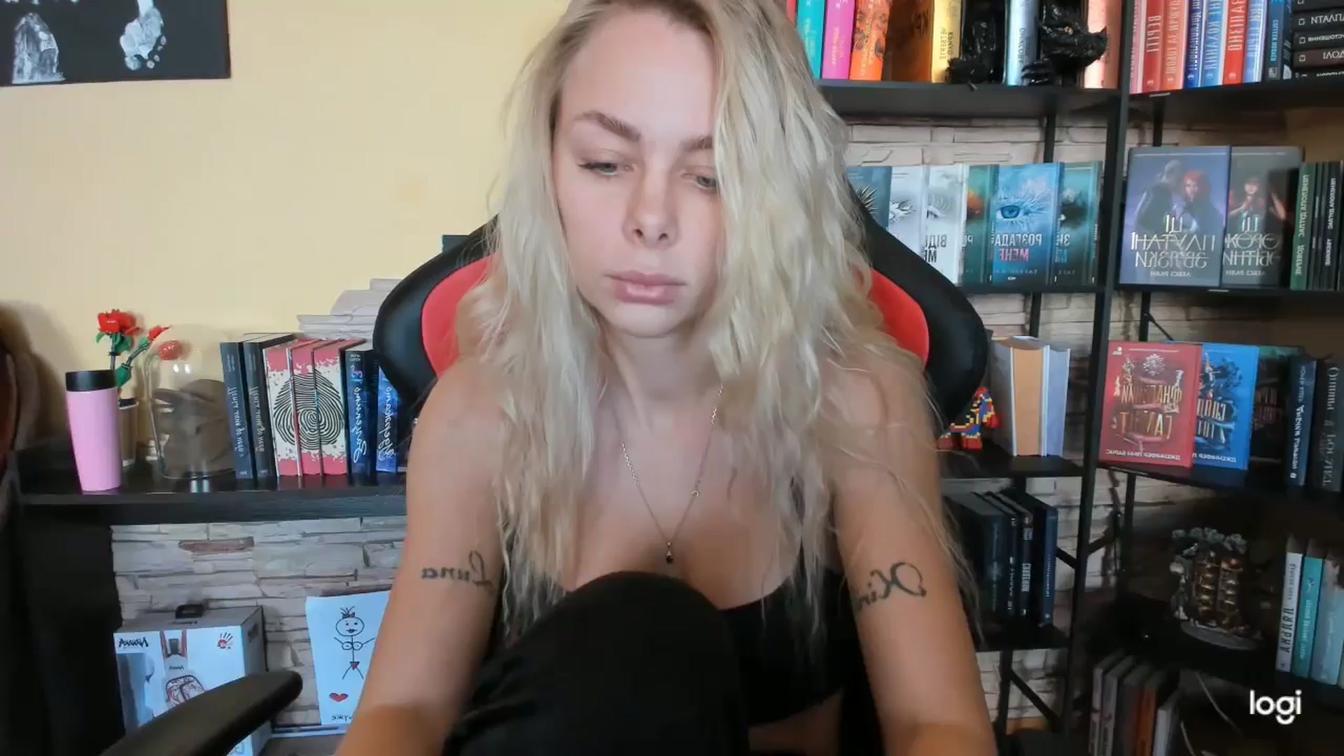 Gallery image thumbnail from YourPupsik's myfreecams stream on, 12/11/2025, 10:04 image 16 of 20