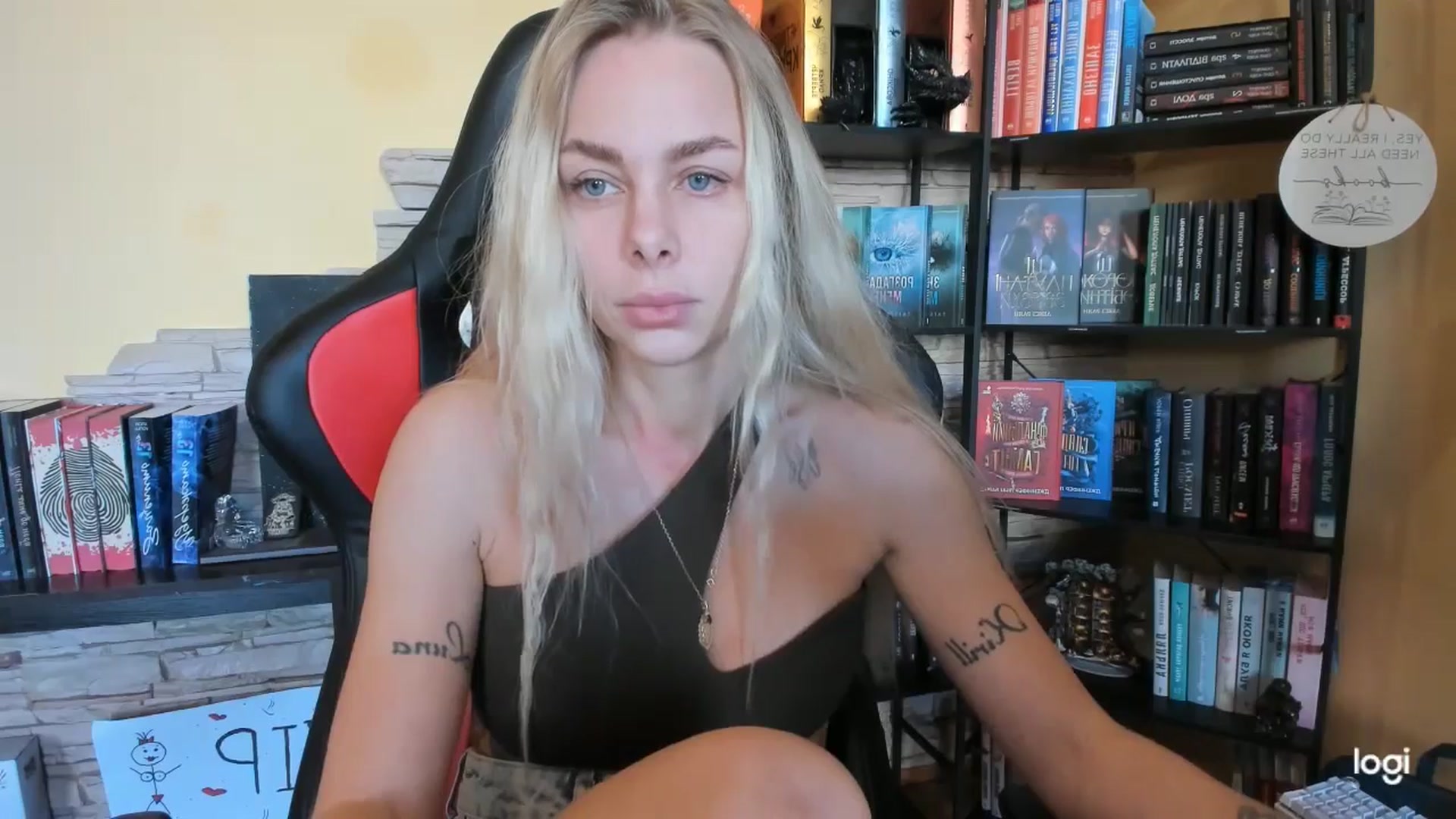 Gallery image thumbnail from YourPupsik's myfreecams stream on, 12/12/2025, 11:45 image 20 of 20