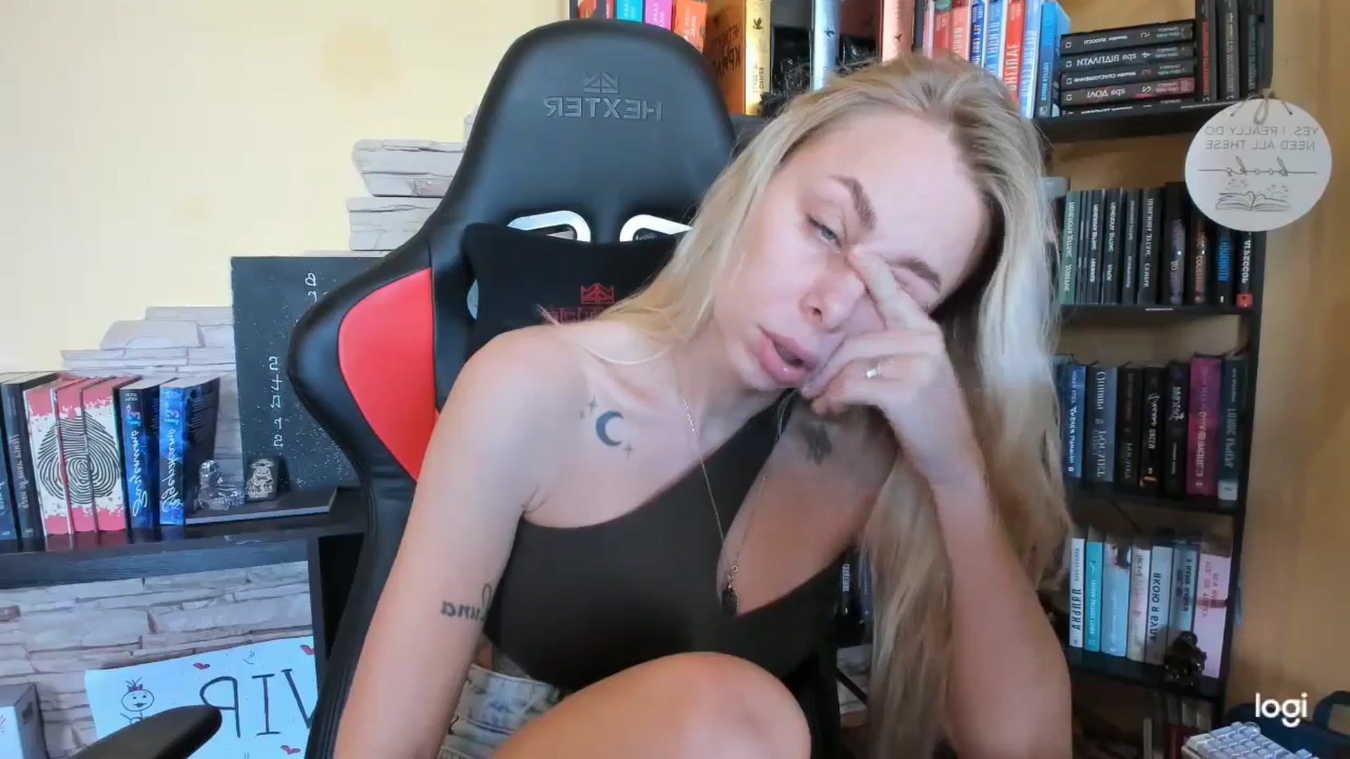 Gallery image thumbnail from YourPupsik's myfreecams stream on, 12/12/2025, 11:45 image 8 of 20