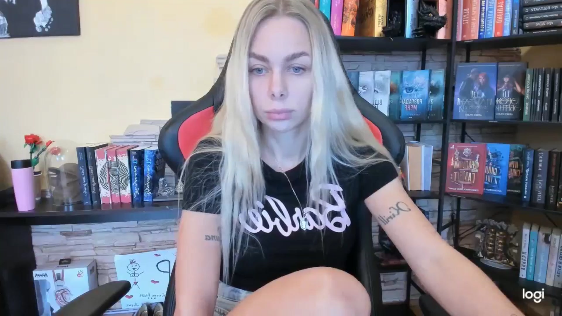 Gallery image thumbnail from YourPupsik's myfreecams stream on, 12/14/2025, 10:27 image 3 of 20