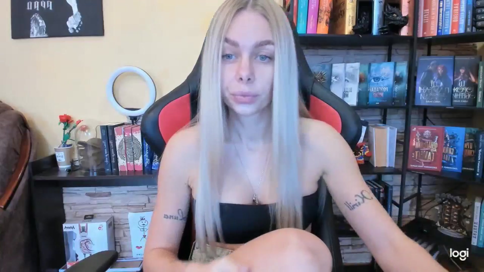 Gallery image thumbnail from YourPupsik's myfreecams stream on, 12/17/2025, 12:29 image 7 of 20