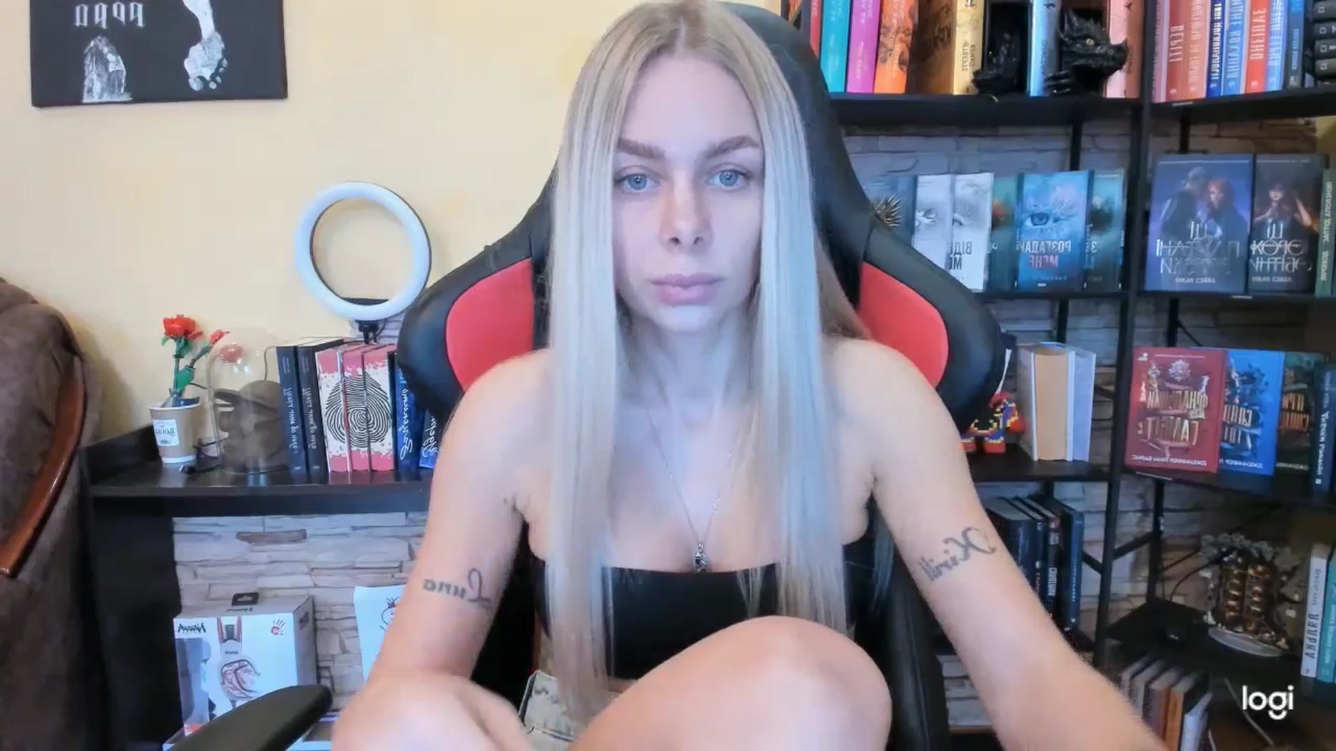 Gallery image thumbnail from YourPupsik's myfreecams stream on, 12/17/2025, 12:29 image 17 of 20