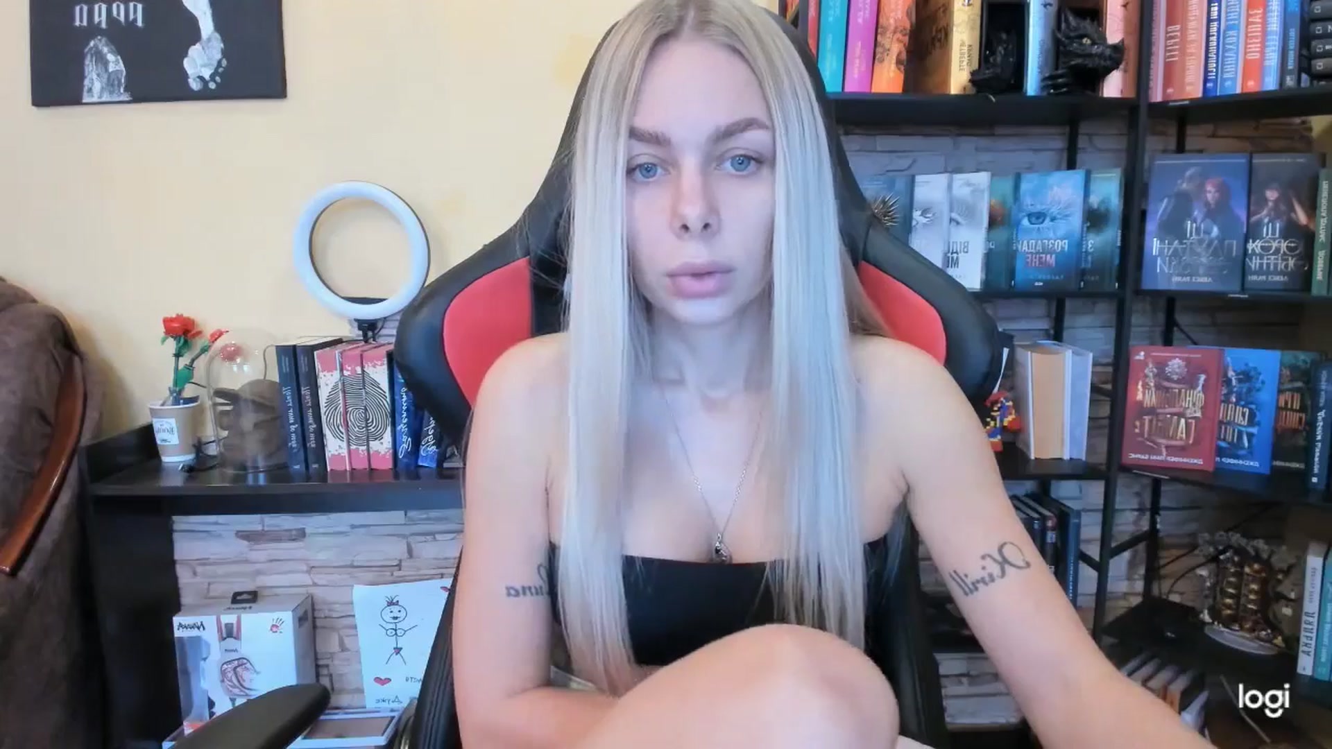 Gallery image thumbnail from YourPupsik's myfreecams stream on, 12/17/2025, 12:29 image 13 of 20