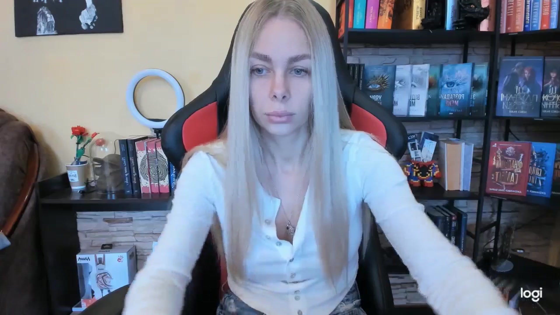 Gallery image thumbnail from YourPupsik's myfreecams stream on, 12/18/2025, 11:15 image 9 of 20