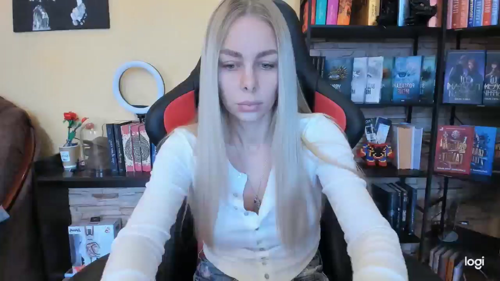 Gallery image thumbnail from YourPupsik's myfreecams stream on, 12/18/2025, 11:15 image 4 of 20