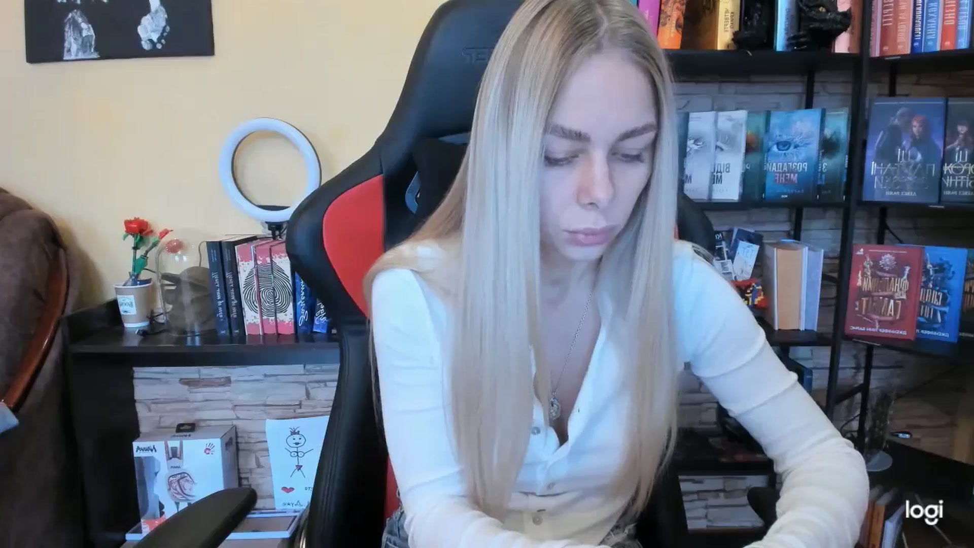 Gallery image thumbnail from YourPupsik's myfreecams stream on, 12/18/2025, 11:15 image 6 of 20