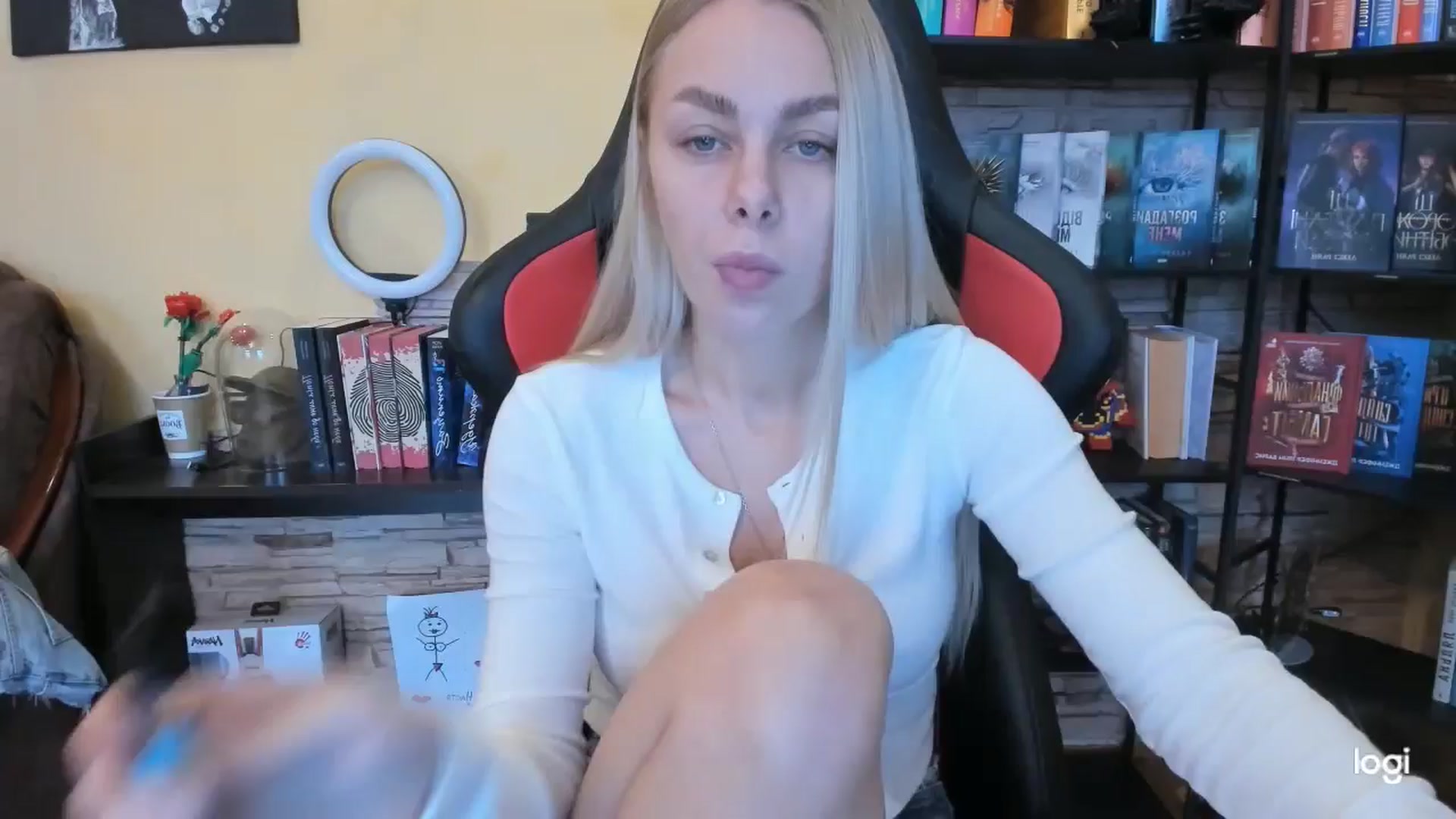 Gallery image thumbnail from YourPupsik's myfreecams stream on, 12/18/2025, 12:53 image 16 of 20