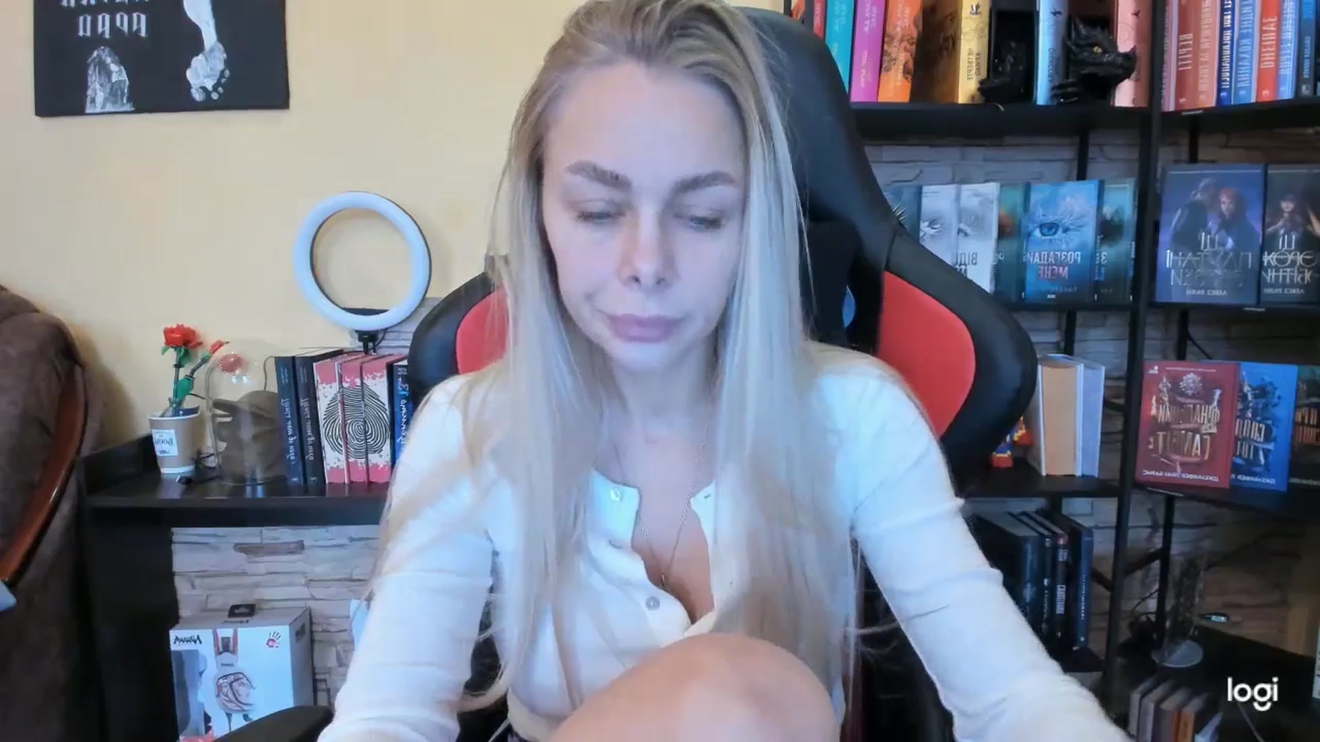 Gallery image thumbnail from YourPupsik's myfreecams stream on, 12/18/2025, 12:53 image 9 of 20