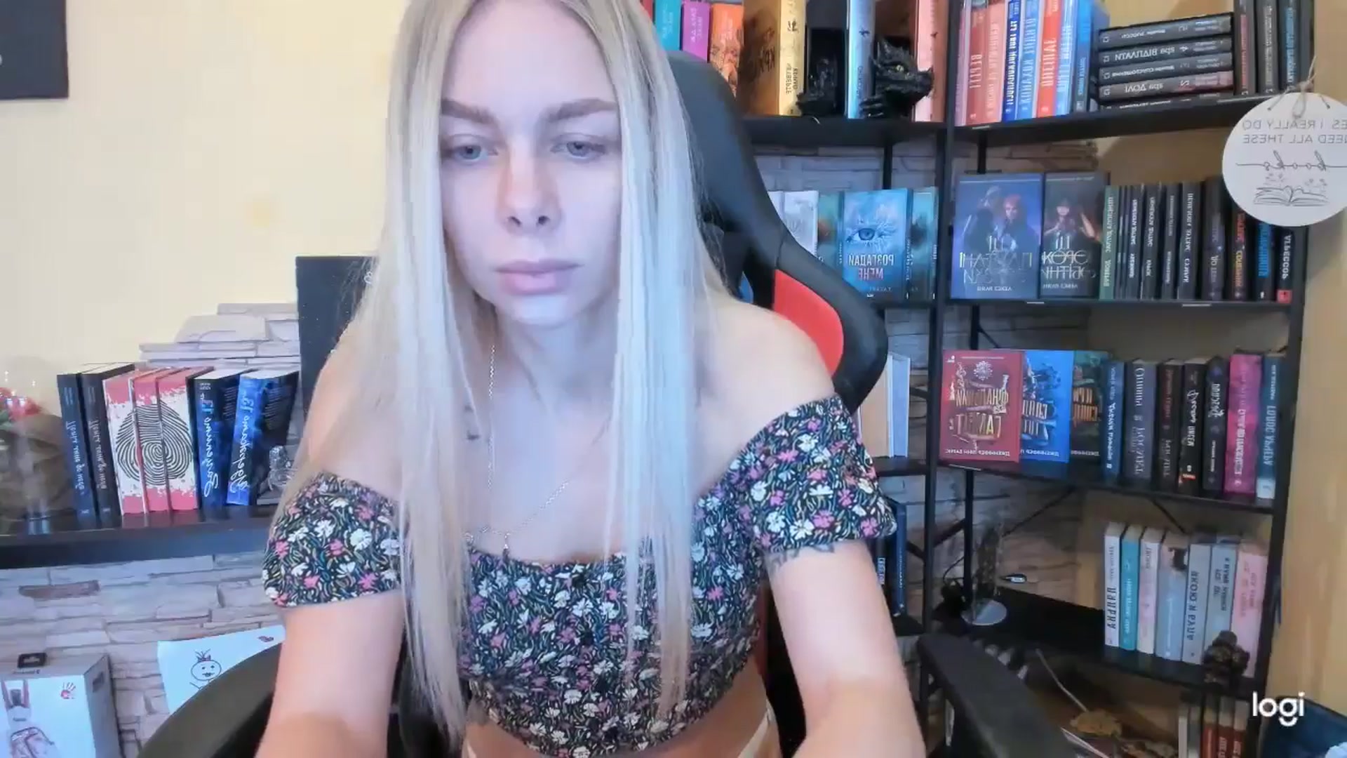 Gallery image thumbnail from YourPupsik's myfreecams stream on, 12/22/2025, 10:18 image 18 of 20