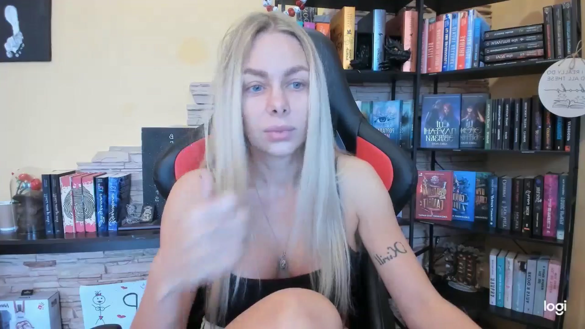 Gallery image thumbnail from YourPupsik's myfreecams stream on, 12/24/2025, 09:36 image 19 of 20