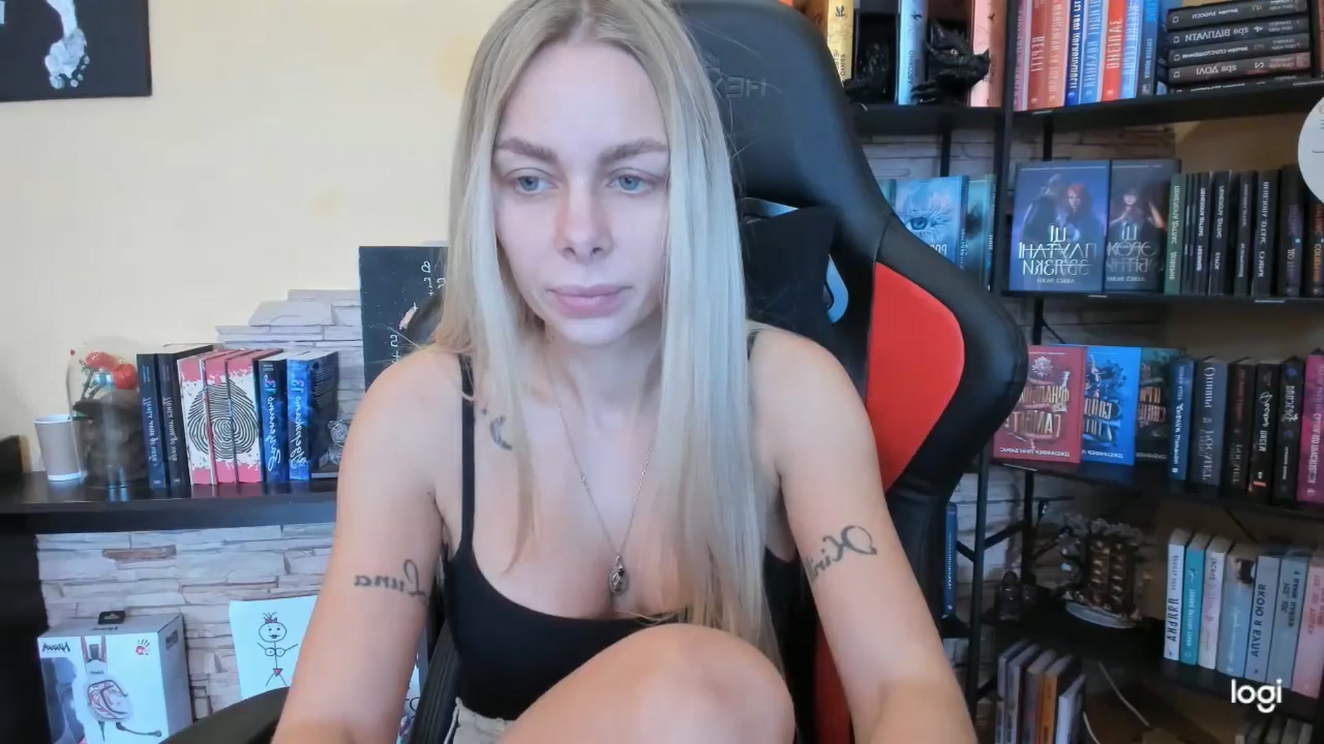 Gallery image thumbnail from YourPupsik's myfreecams stream on, 12/24/2025, 10:51 image 13 of 20