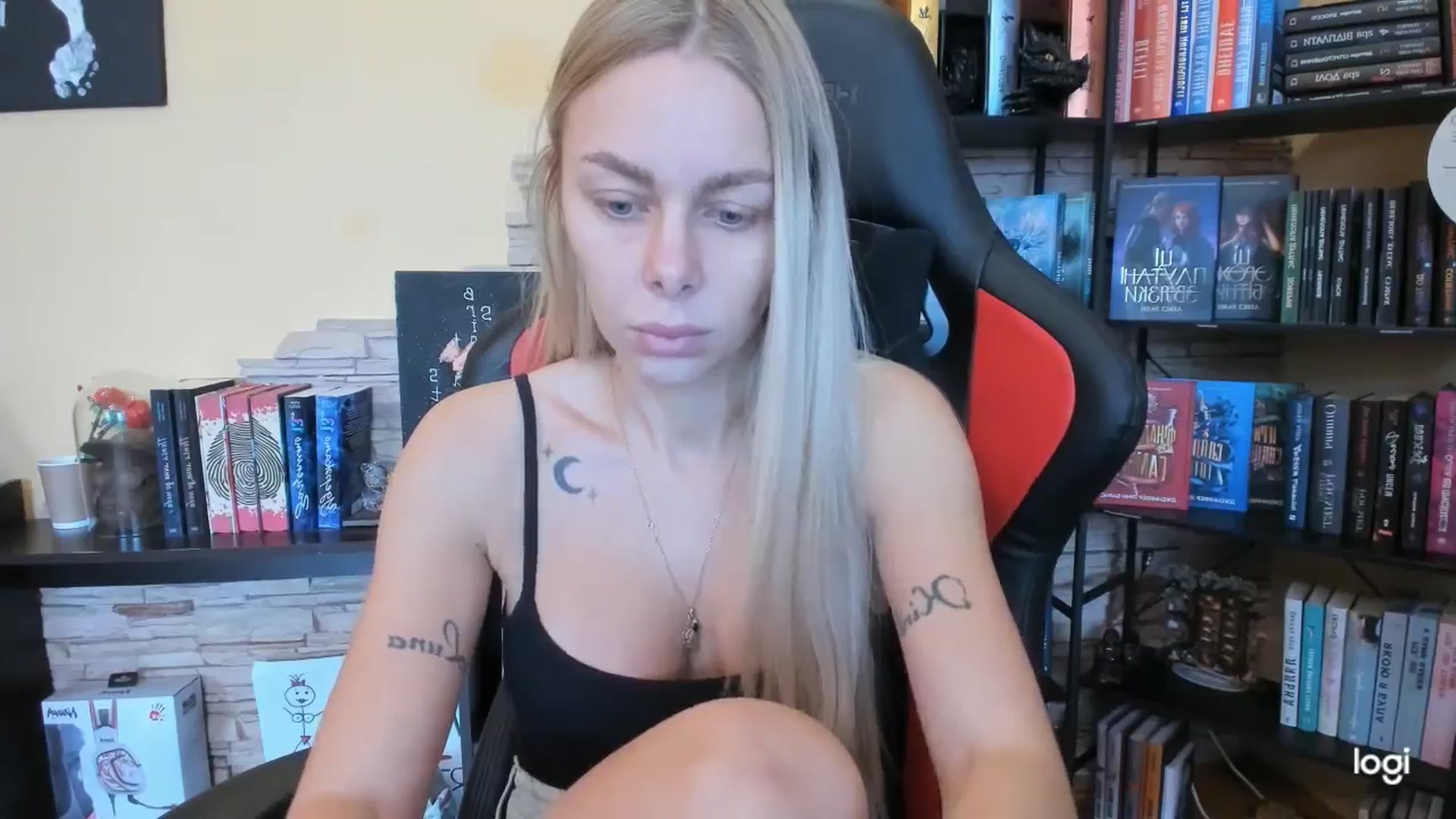 Gallery image thumbnail from YourPupsik's myfreecams stream on, 12/24/2025, 10:51 image 3 of 20