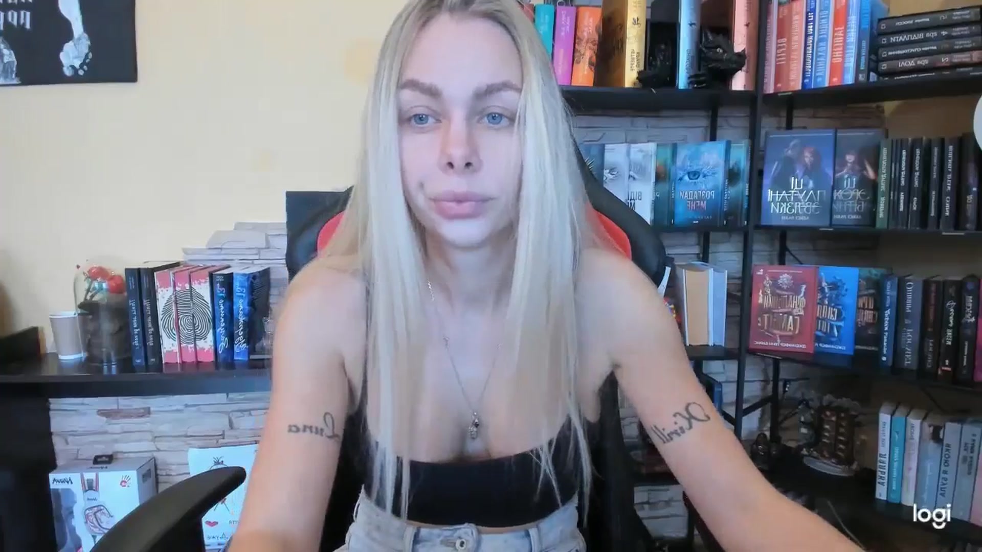 Gallery image thumbnail from YourPupsik's myfreecams stream on, 12/24/2025, 12:02 image 19 of 20