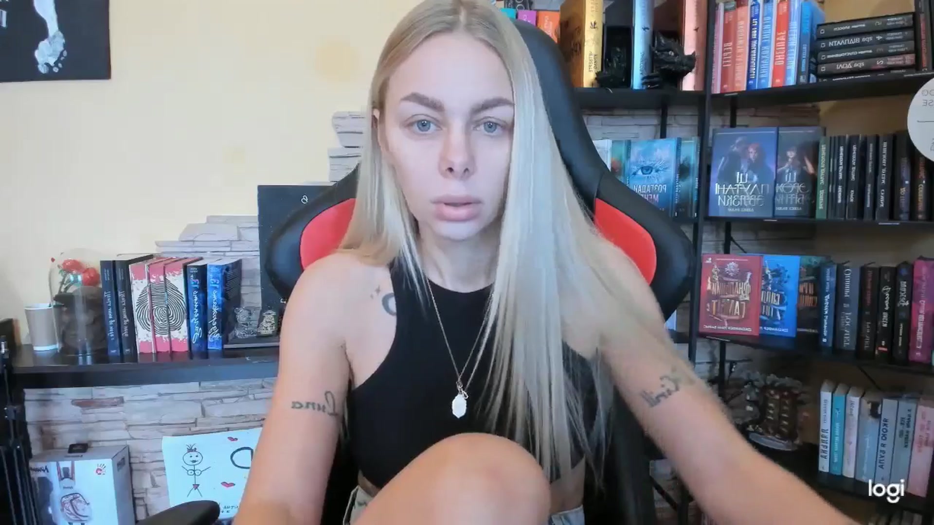 Gallery image thumbnail from YourPupsik's myfreecams stream on, 12/25/2025, 10:17 image 17 of 20