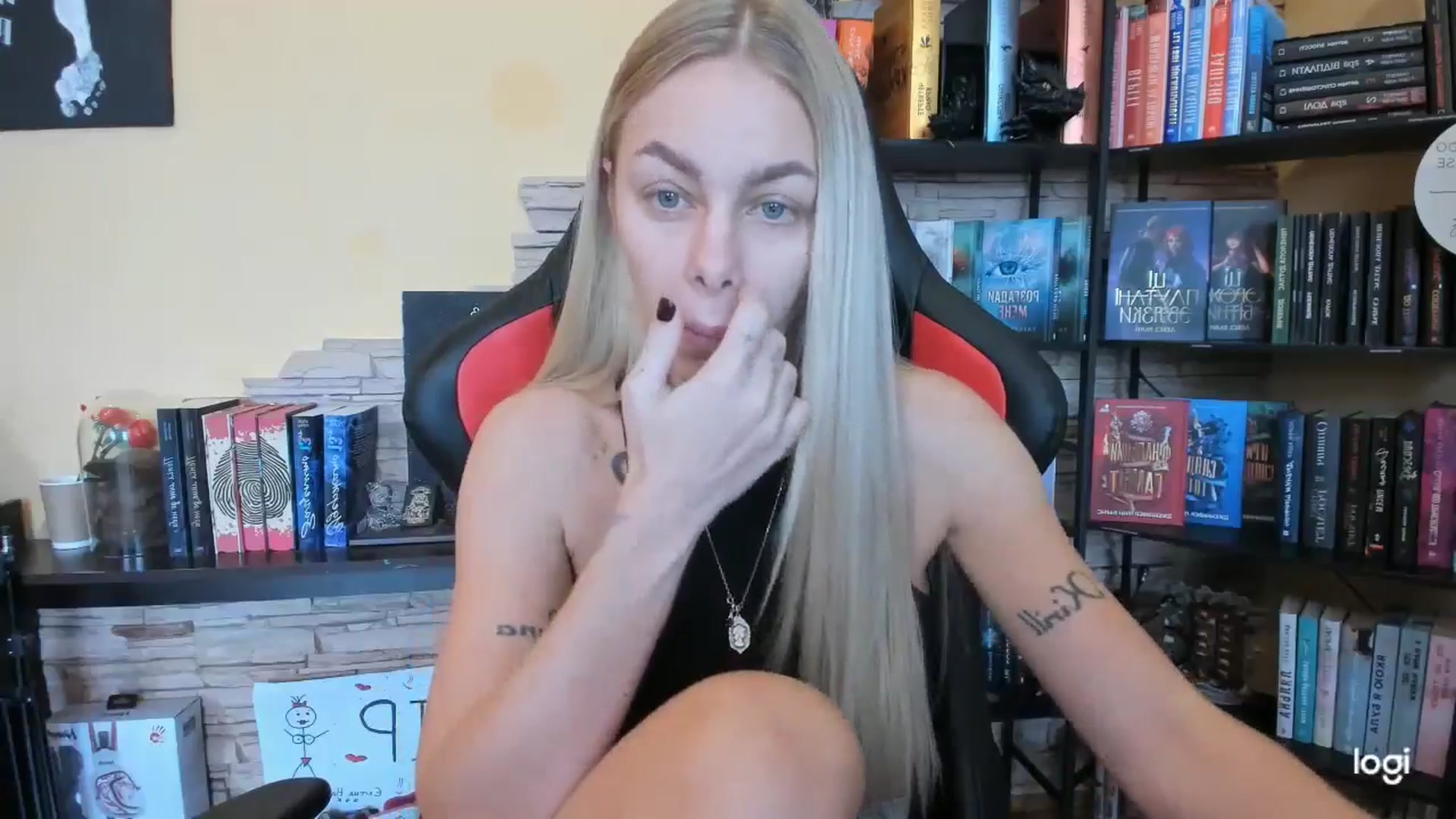 Gallery image thumbnail from YourPupsik's myfreecams stream on, 12/25/2025, 10:17 image 3 of 20