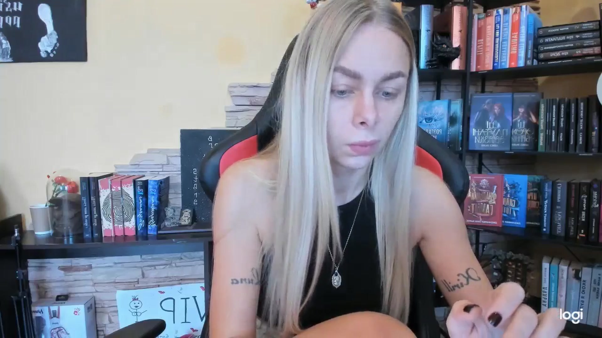 Gallery image thumbnail from YourPupsik's myfreecams stream on, 12/25/2025, 11:53 image 20 of 20