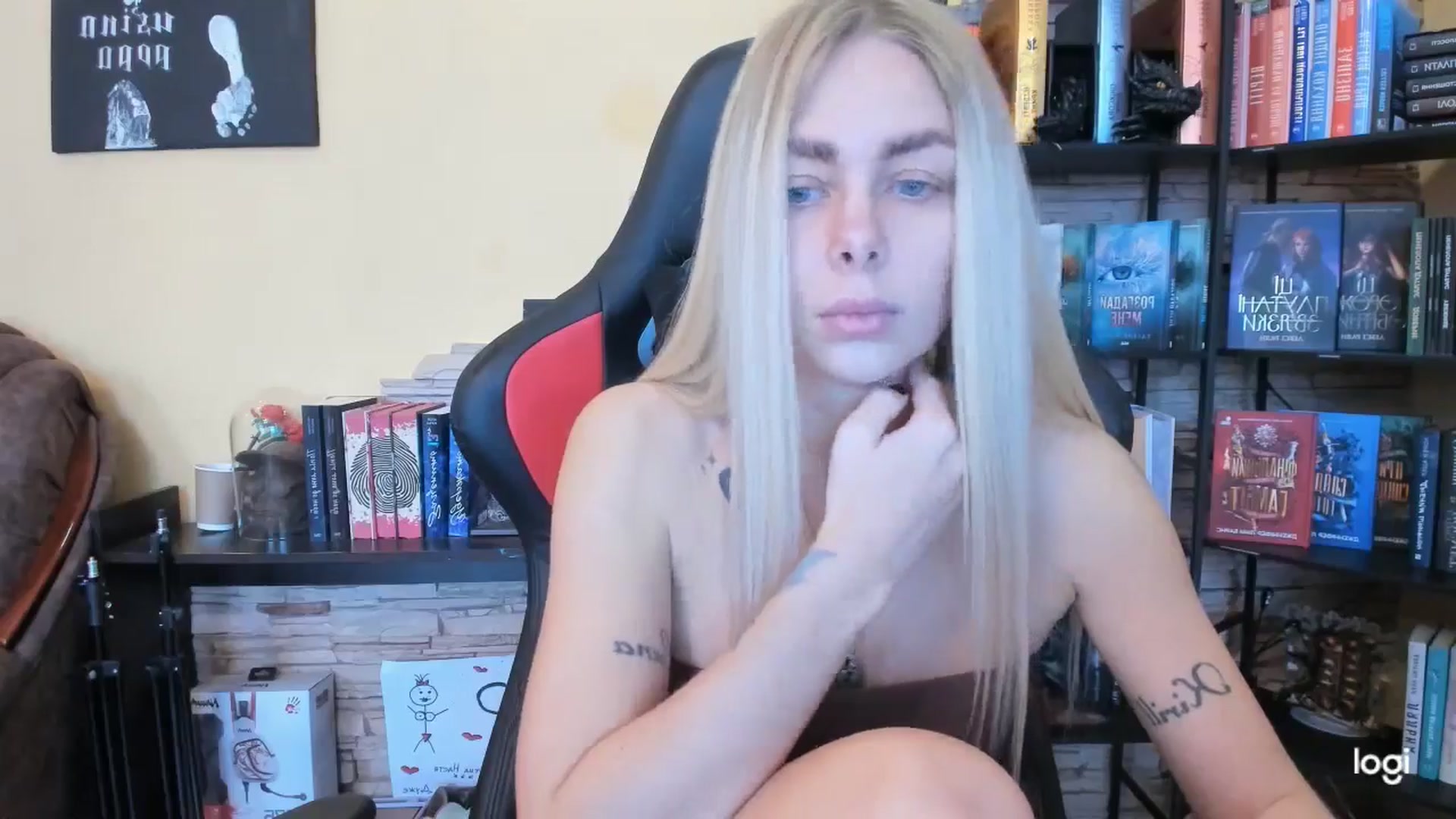 Gallery image thumbnail from YourPupsik's myfreecams stream on, 12/26/2025, 11:53 image 9 of 20