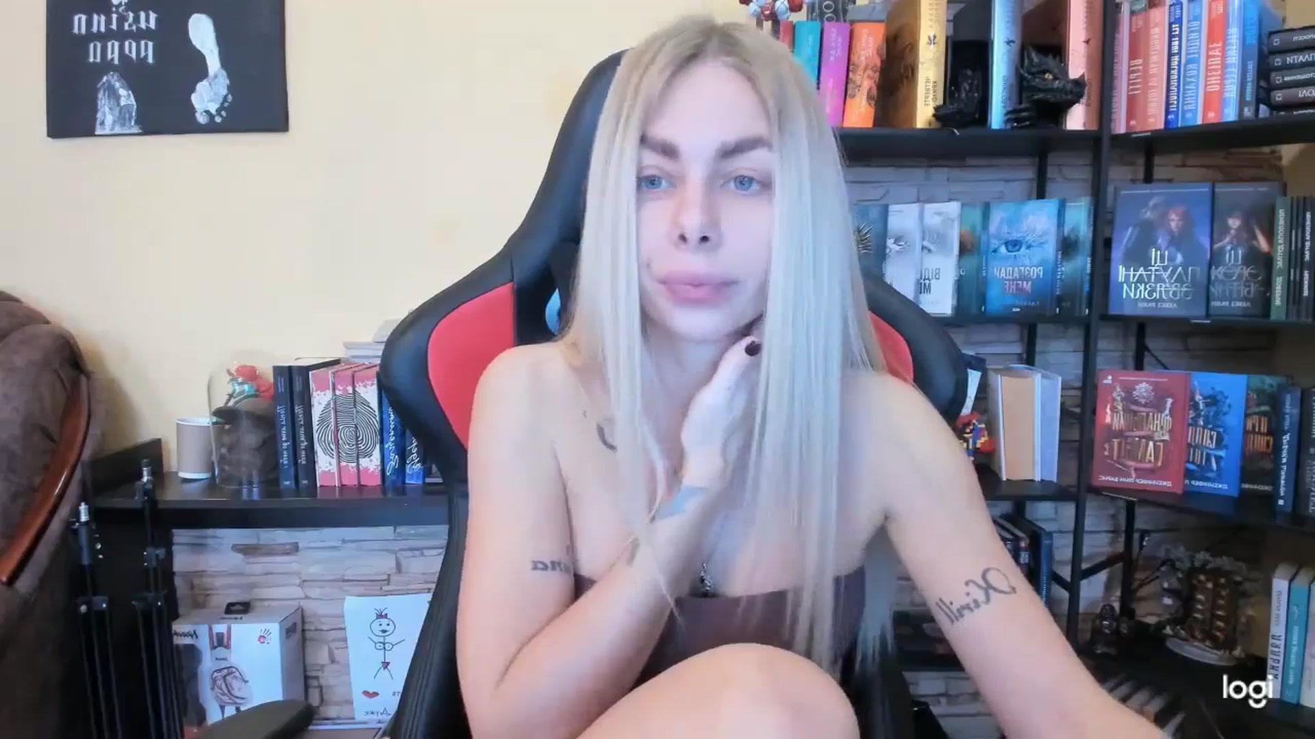 Gallery image thumbnail from YourPupsik's myfreecams stream on, 12/26/2025, 11:53 image 2 of 20