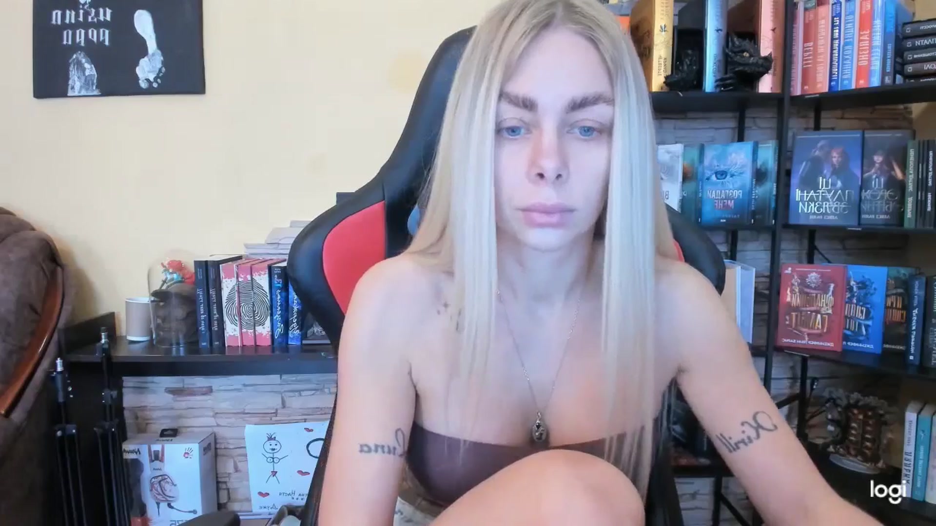 Gallery image thumbnail from YourPupsik's myfreecams stream on, 12/26/2025, 11:53 image 7 of 20