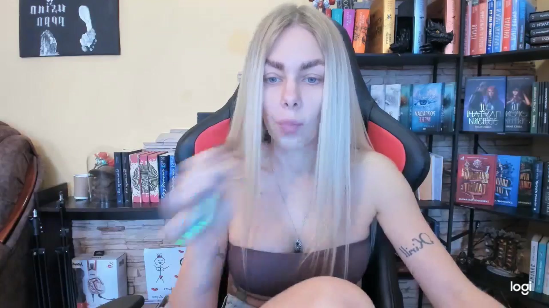 Gallery image thumbnail from YourPupsik's myfreecams stream on, 12/26/2025, 11:53 image 14 of 20
