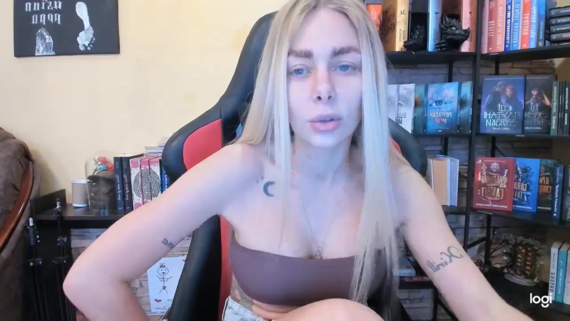 Gallery image thumbnail from YourPupsik's myfreecams stream on, 12/26/2025, 13:27 image 14 of 20