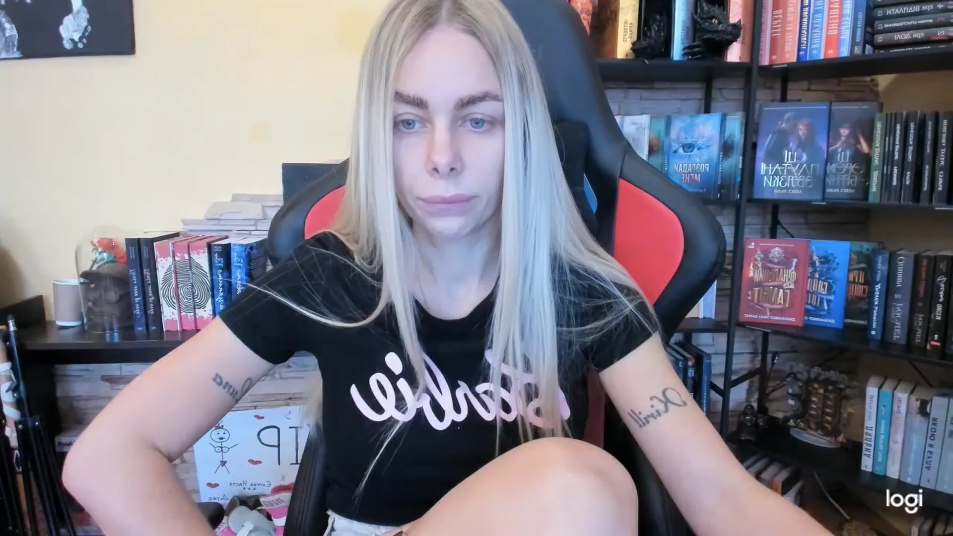 Gallery image thumbnail from YourPupsik's myfreecams stream on, 12/27/2025, 11:02 image 14 of 20