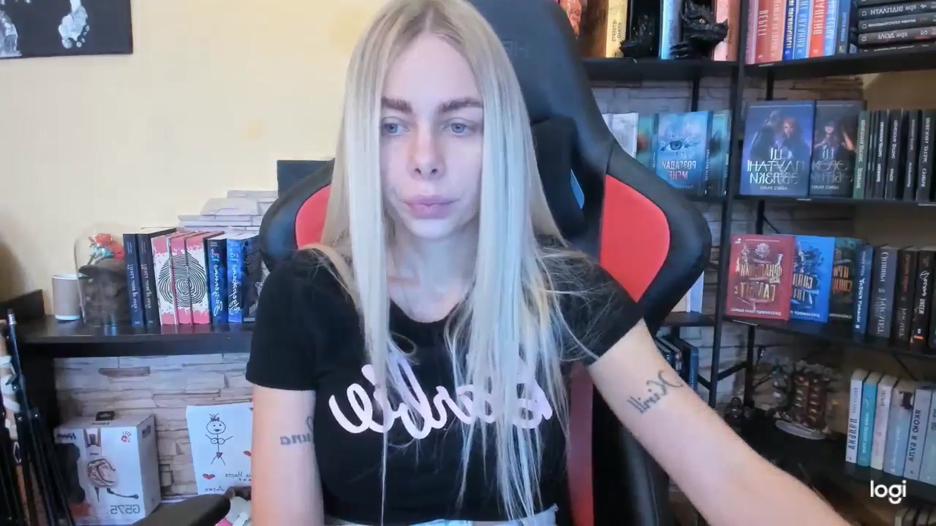 Gallery image thumbnail from YourPupsik's myfreecams stream on, 12/27/2025, 11:02 image 18 of 20