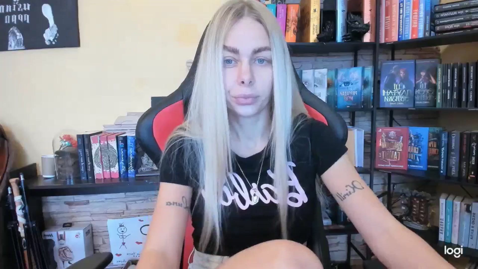 Gallery image thumbnail from YourPupsik's myfreecams stream on, 12/27/2025, 11:02 image 3 of 20