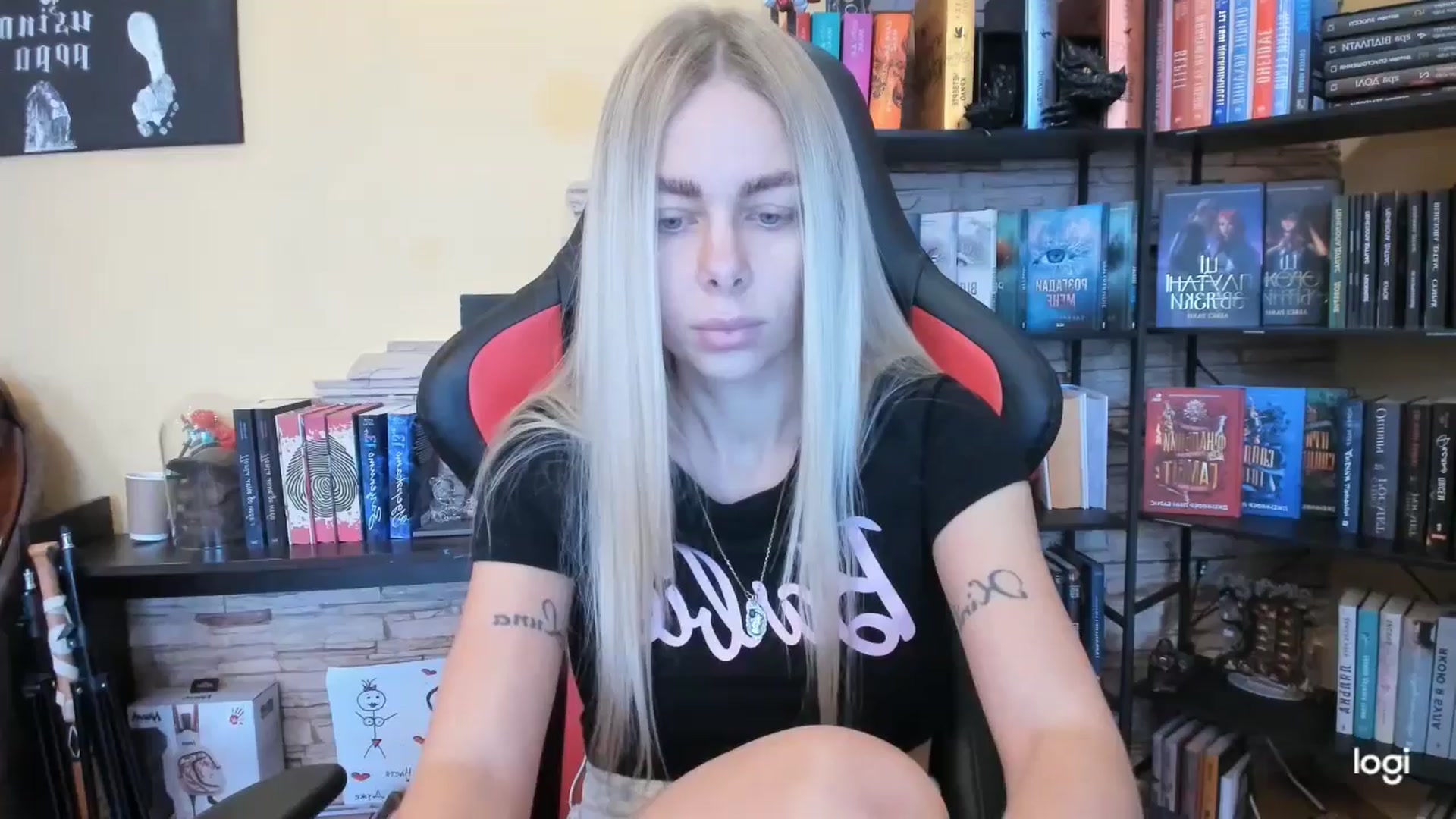 Gallery image thumbnail from YourPupsik's myfreecams stream on, 12/27/2025, 11:02 image 4 of 20