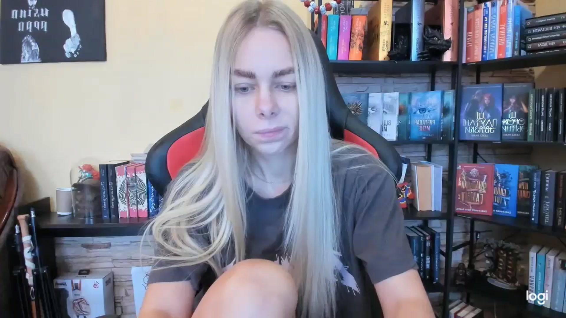 Gallery image thumbnail from YourPupsik's myfreecams stream on, 12/28/2025, 10:14 image 13 of 20