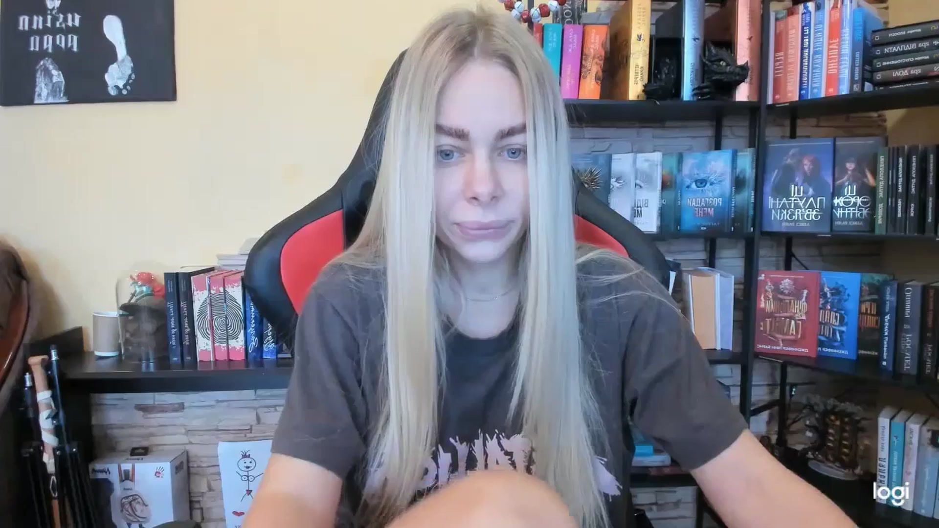 Gallery image thumbnail from YourPupsik's myfreecams stream on, 12/28/2025, 10:14 image 19 of 20