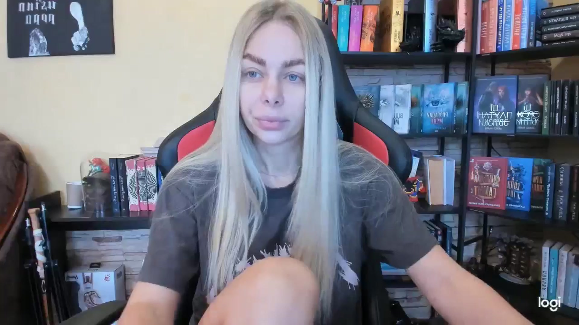 Gallery image thumbnail from YourPupsik's myfreecams stream on, 12/28/2025, 10:14 image 2 of 20