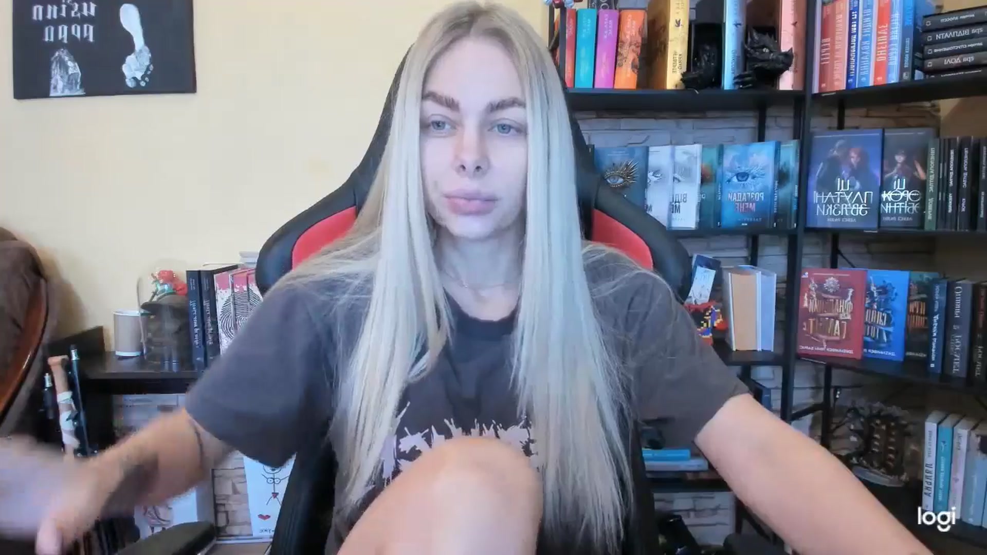 Gallery image thumbnail from YourPupsik's myfreecams stream on, 12/28/2025, 10:14 image 9 of 20