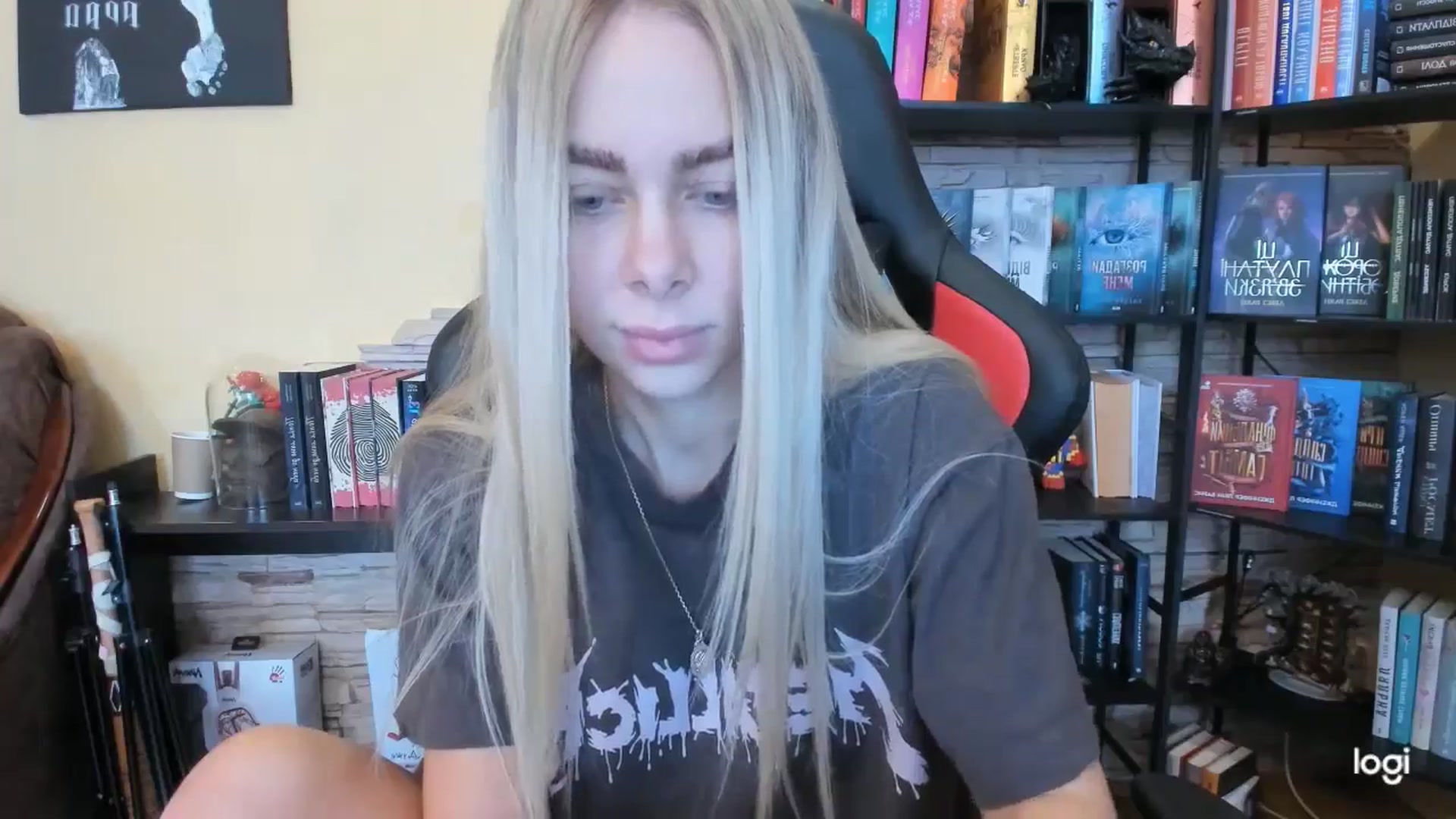 Gallery image thumbnail from YourPupsik's myfreecams stream on, 12/28/2025, 10:57 image 15 of 20