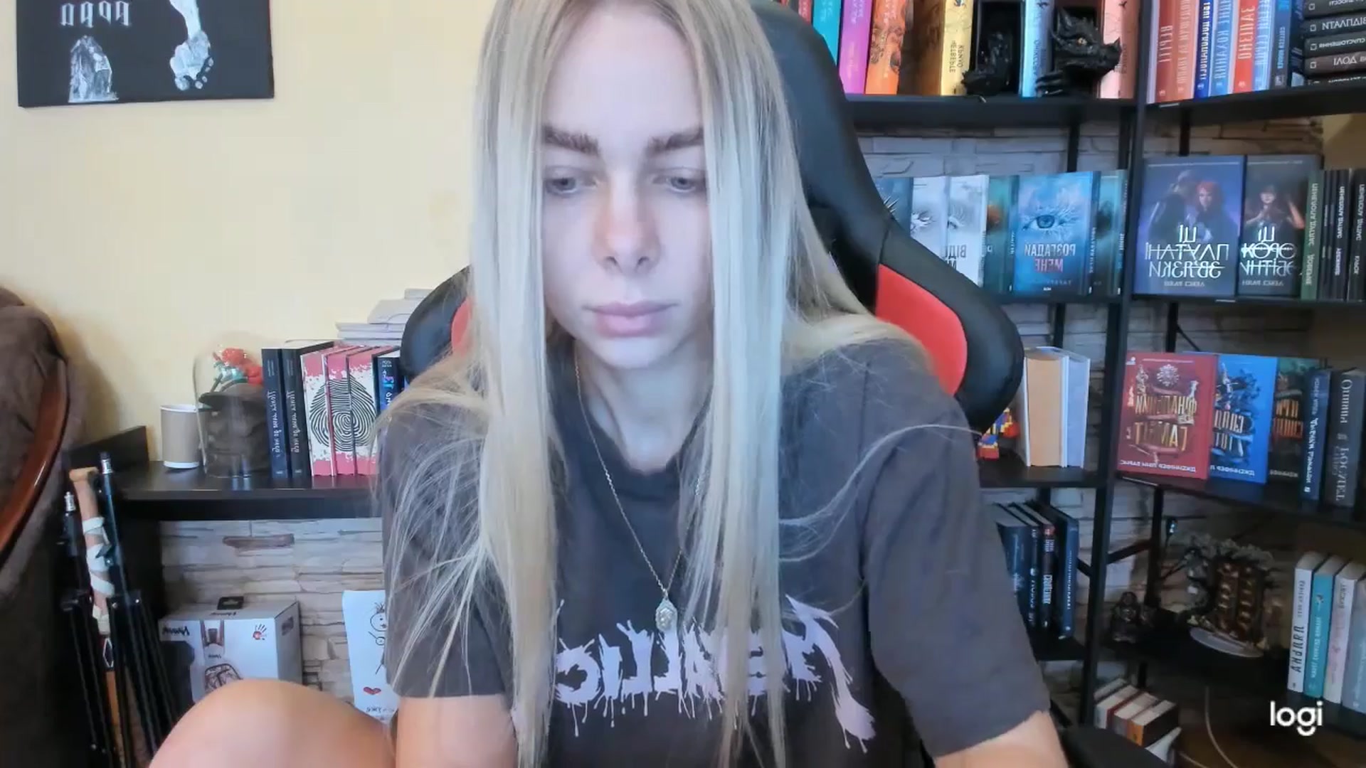 Gallery image thumbnail from YourPupsik's myfreecams stream on, 12/28/2025, 10:57 image 16 of 20