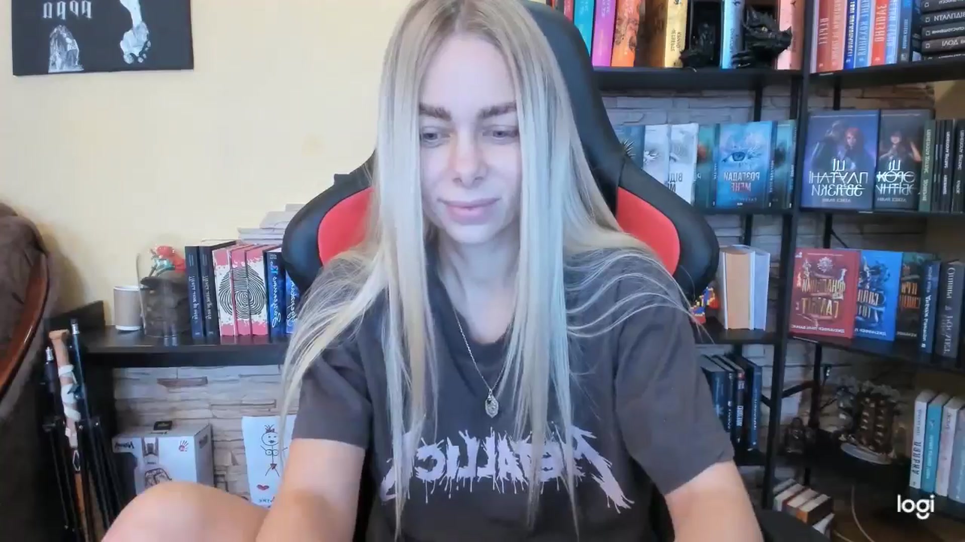 Gallery image thumbnail from YourPupsik's myfreecams stream on, 12/28/2025, 10:57 image 8 of 20