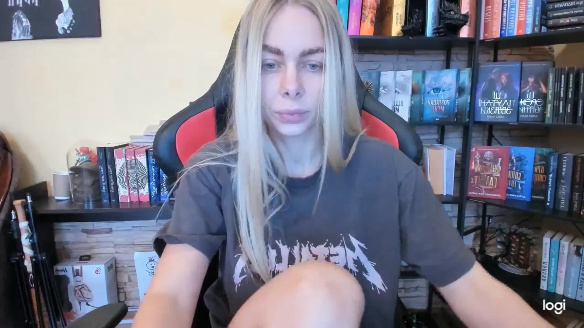 Gallery image thumbnail from YourPupsik's myfreecams stream on, 12/28/2025, 12:48 image 6 of 20