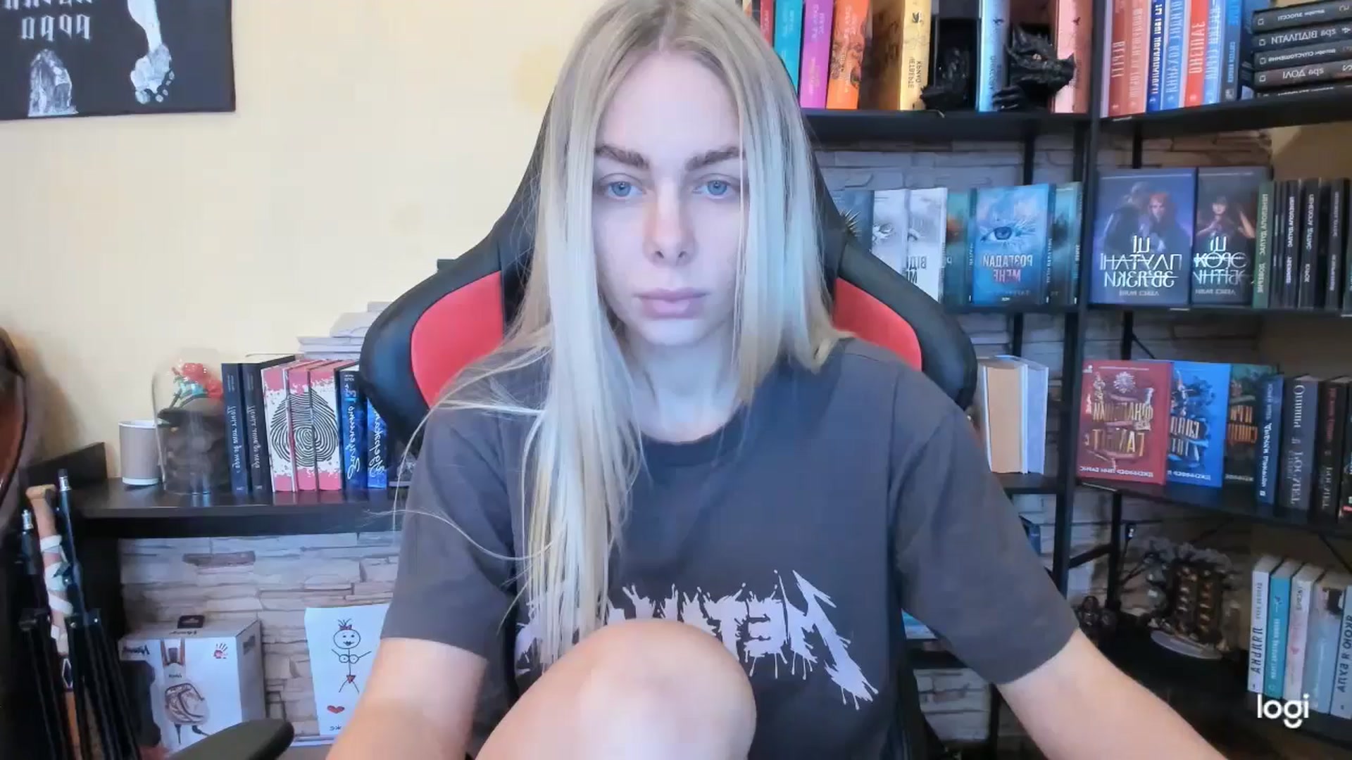 Gallery image thumbnail from YourPupsik's myfreecams stream on, 12/28/2025, 12:48 image 3 of 20