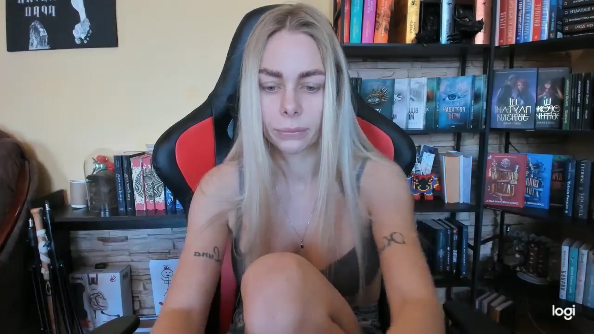 Gallery image thumbnail from YourPupsik's myfreecams stream on, 12/29/2025, 10:04 image 10 of 20
