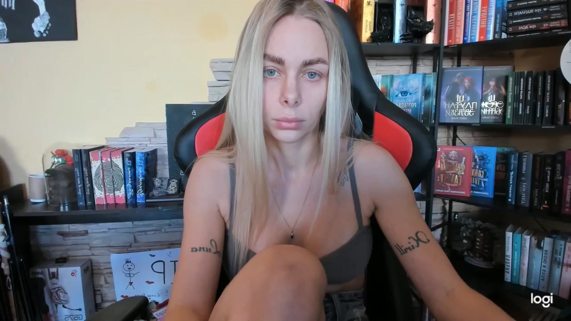 Gallery image thumbnail from YourPupsik's myfreecams stream on, 12/29/2025, 11:14 image 9 of 20