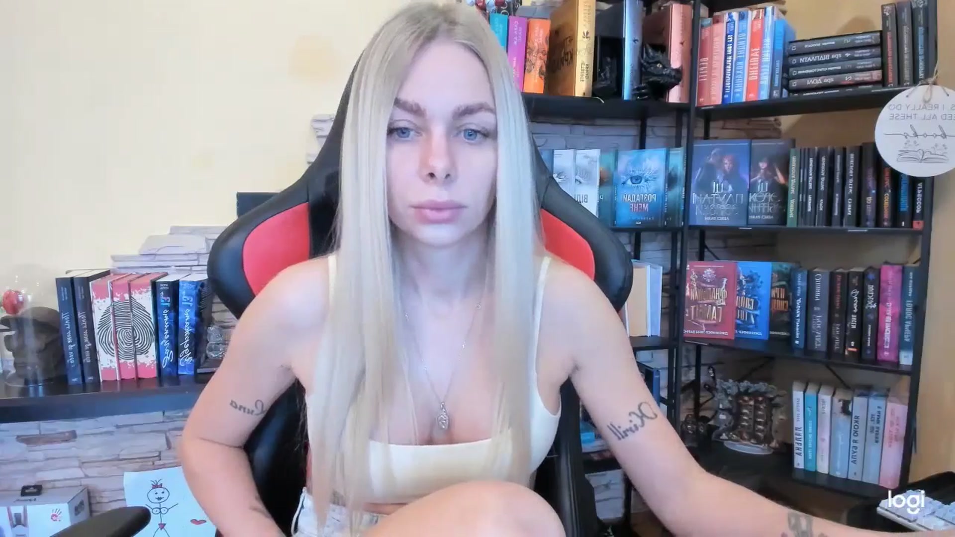 Gallery image thumbnail from YourPupsik's myfreecams stream on, 01/06/2026, 08:59 image 5 of 20