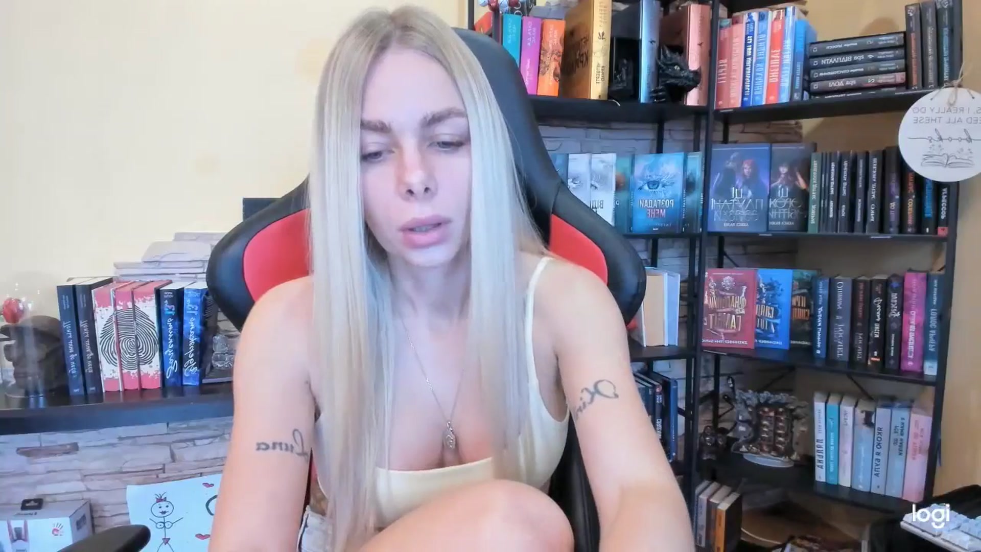Gallery image thumbnail from YourPupsik's myfreecams stream on, 01/06/2026, 08:59 image 7 of 20