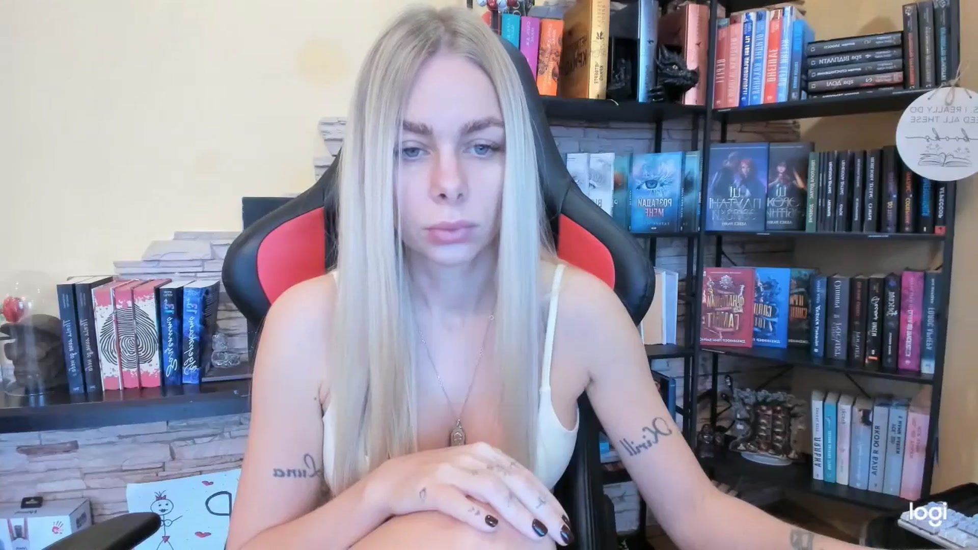 Gallery image thumbnail from YourPupsik's myfreecams stream on, 01/06/2026, 08:59 image 8 of 20