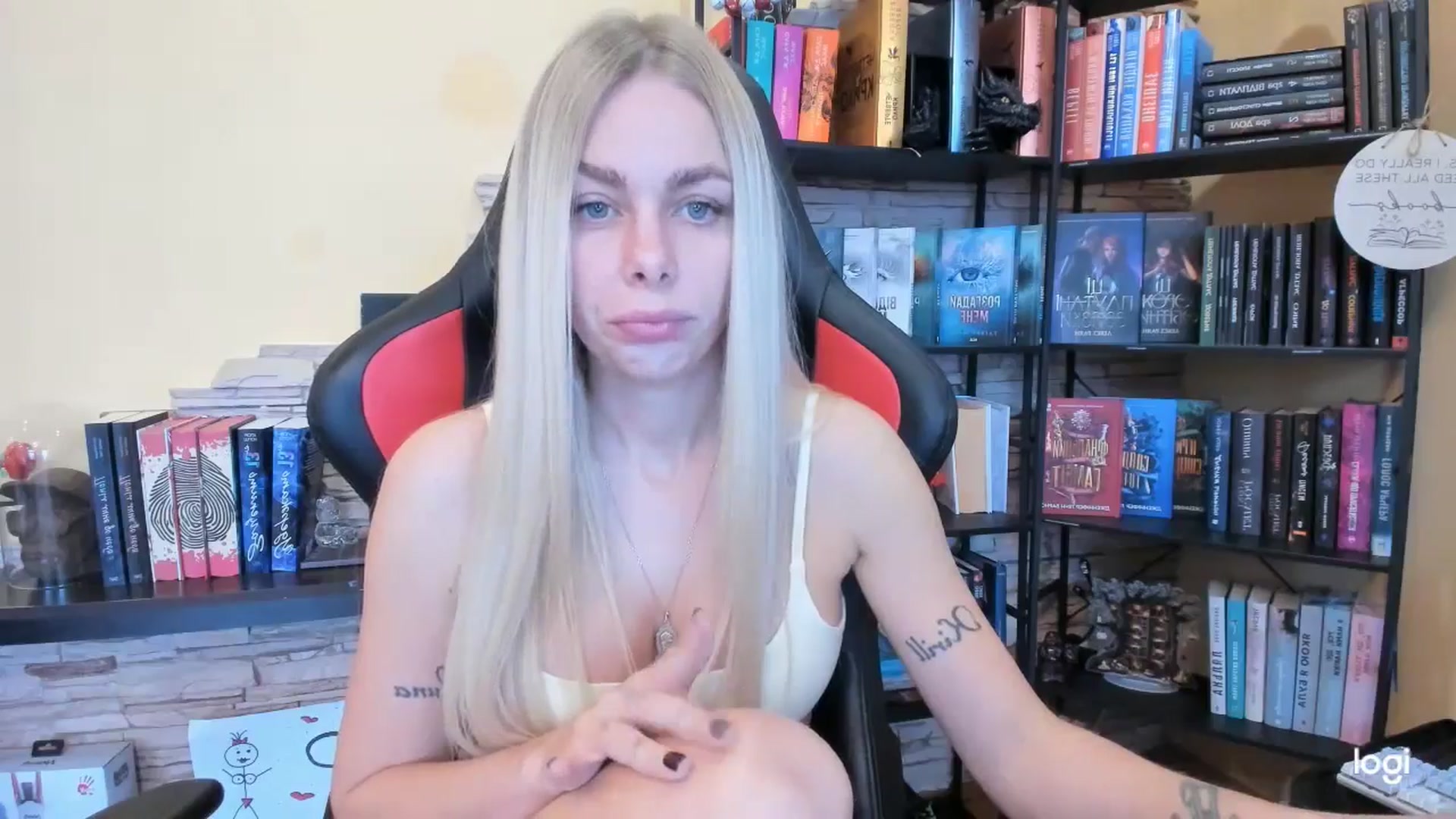 Gallery image thumbnail from YourPupsik's myfreecams stream on, 01/06/2026, 08:59 image 6 of 20