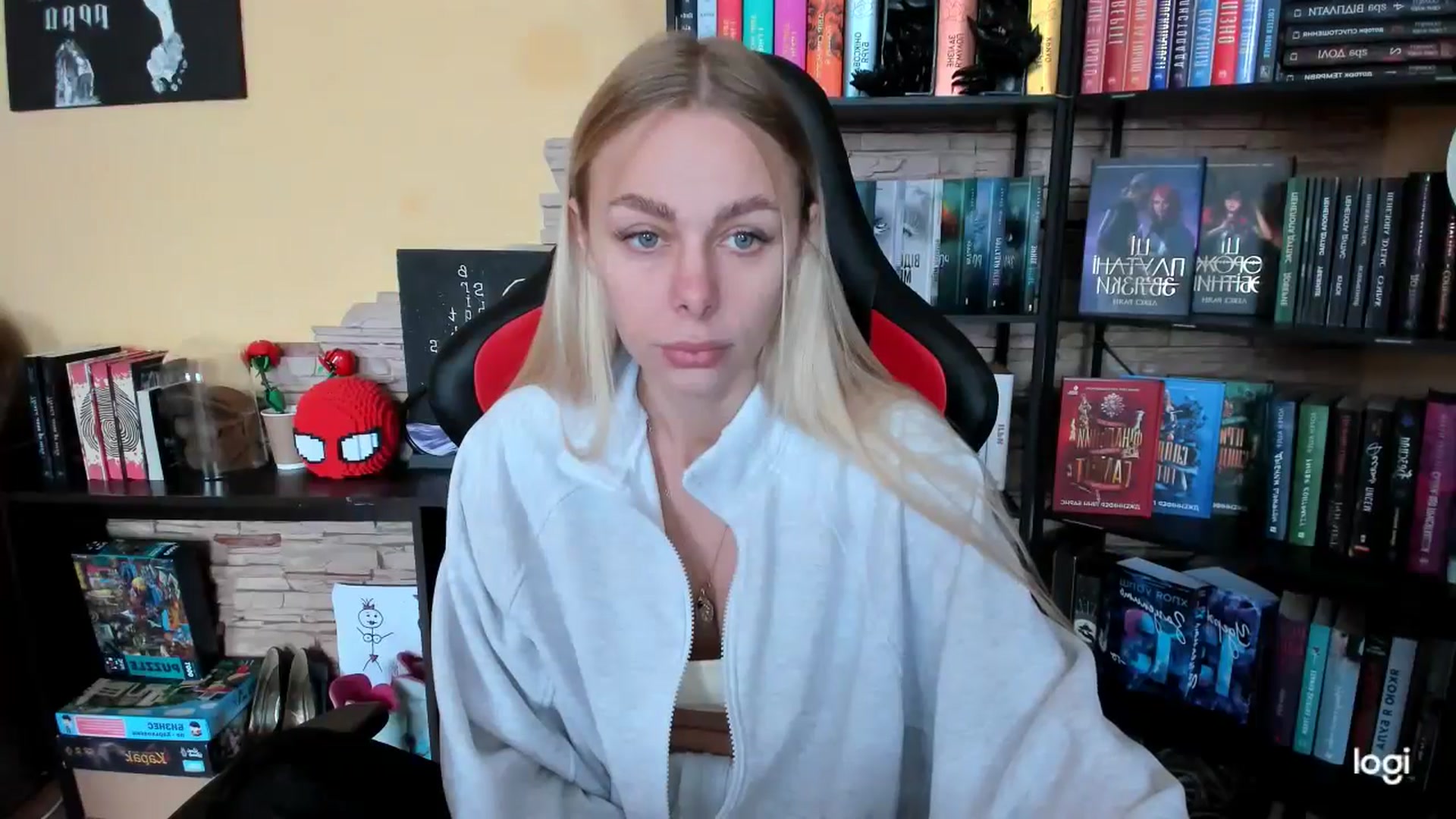 Gallery image thumbnail from YourPupsik's myfreecams stream on, 01/21/2026, 11:17 image 10 of 20