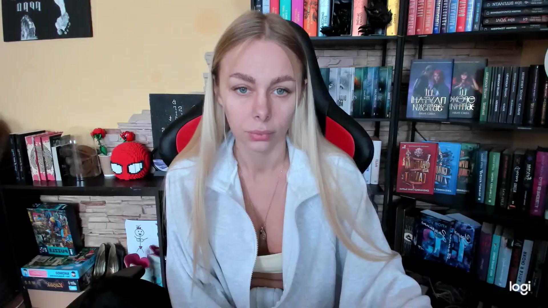 Gallery image thumbnail from YourPupsik's myfreecams stream on, 01/21/2026, 11:17 image 12 of 20